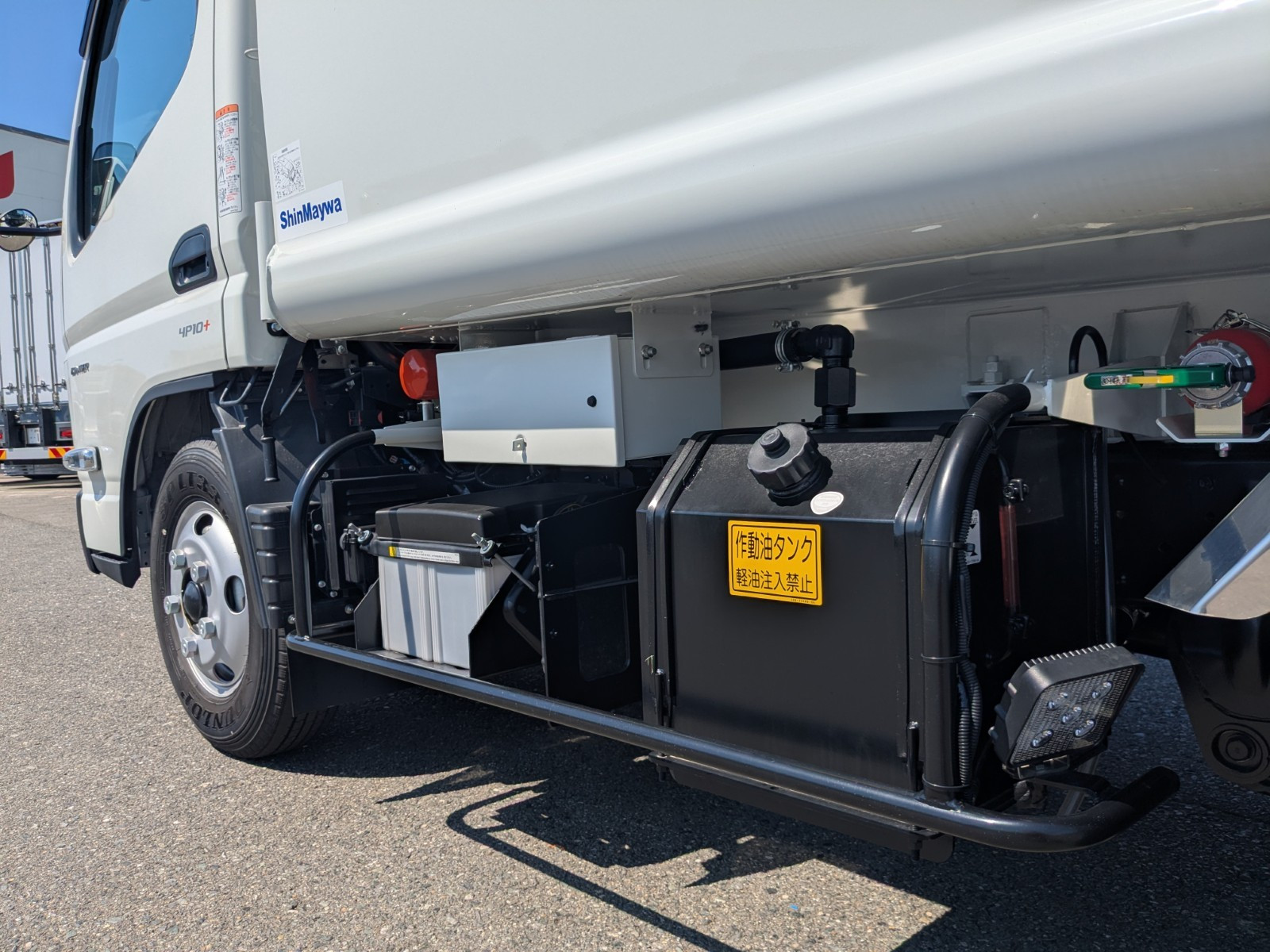 三菱 キャンター 2RG-FEAV0(2WD)の写真27