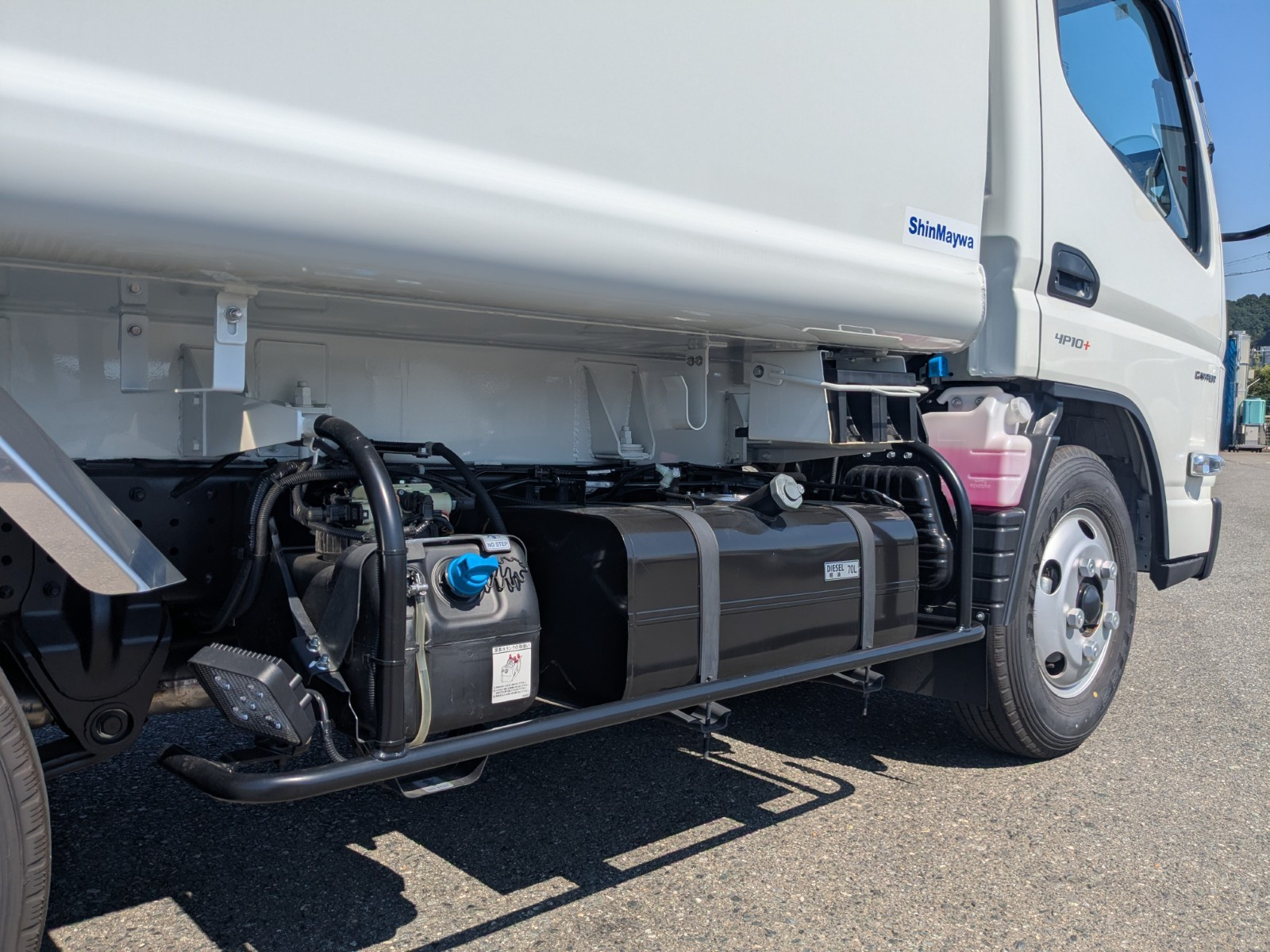 三菱 キャンター 2RG-FEAV0(2WD)の写真33