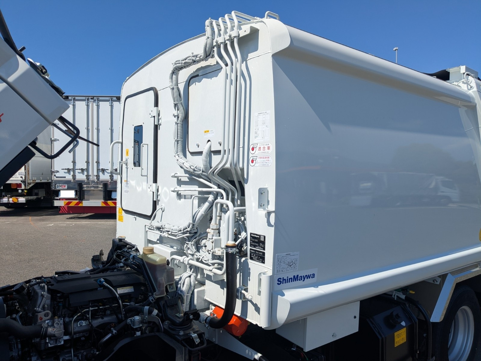 三菱 キャンター 2RG-FEAV0(2WD)の写真40