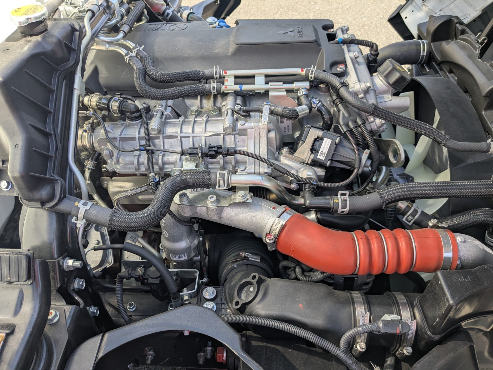 三菱 キャンター 2RG-FEAV0(2WD)の写真45