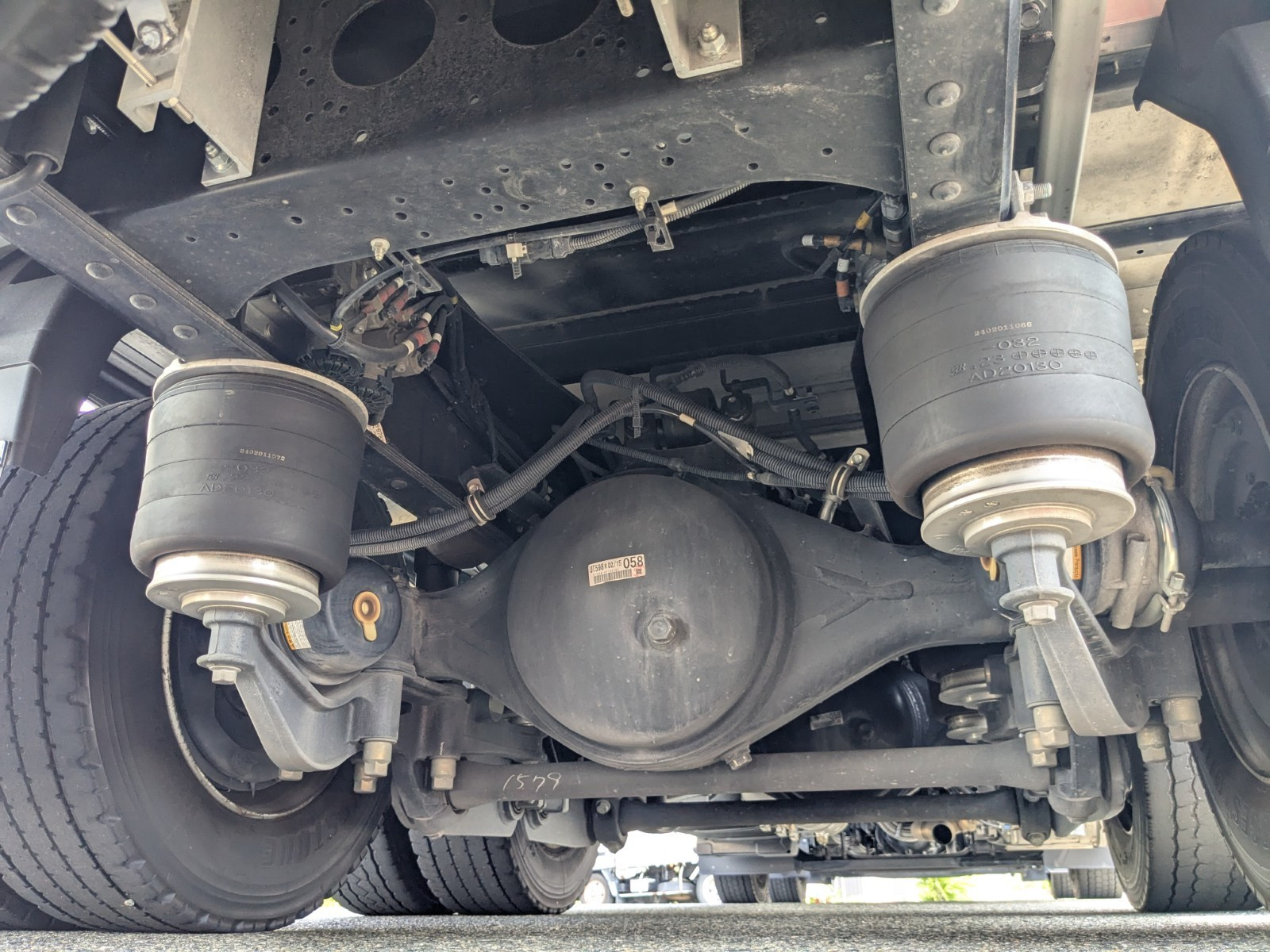 いすゞ ギガ 2PG-CYJ77D(8x4)の写真32