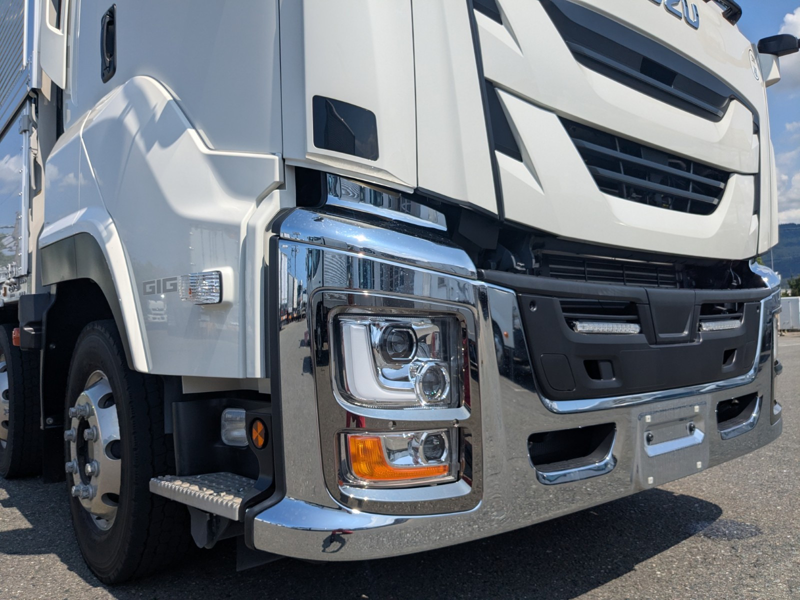 いすゞ ギガ 2PG-CYJ77D(8x4)の写真44