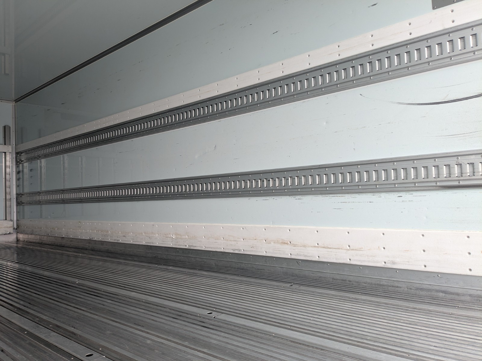 日野 レンジャー 2KG-FD2ABG(2WD)の写真15