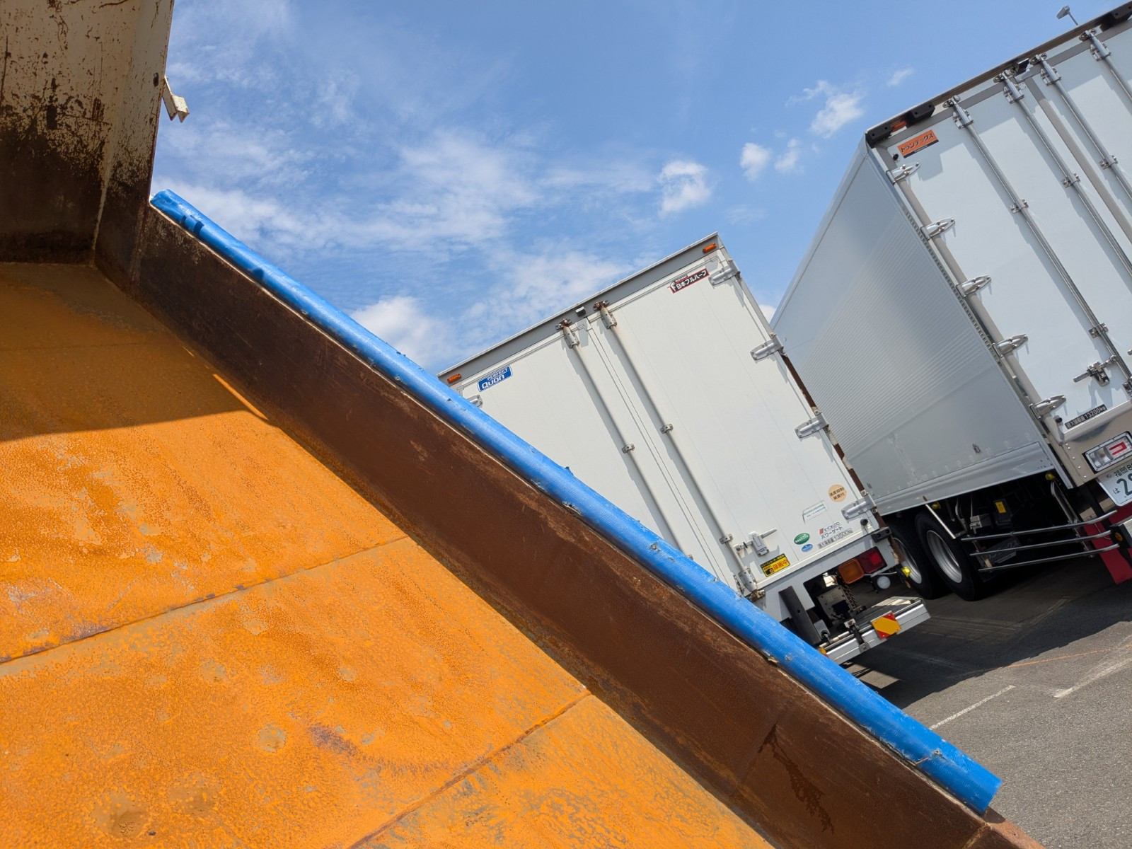 UD コンドル 2PG-BRR90S2(2WD)の写真10