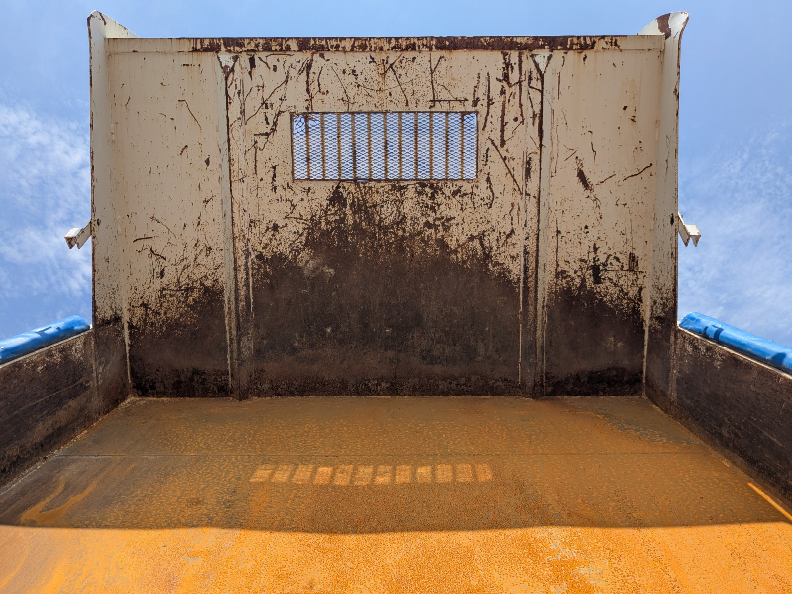 UD コンドル 2PG-BRR90S2(2WD)の写真12