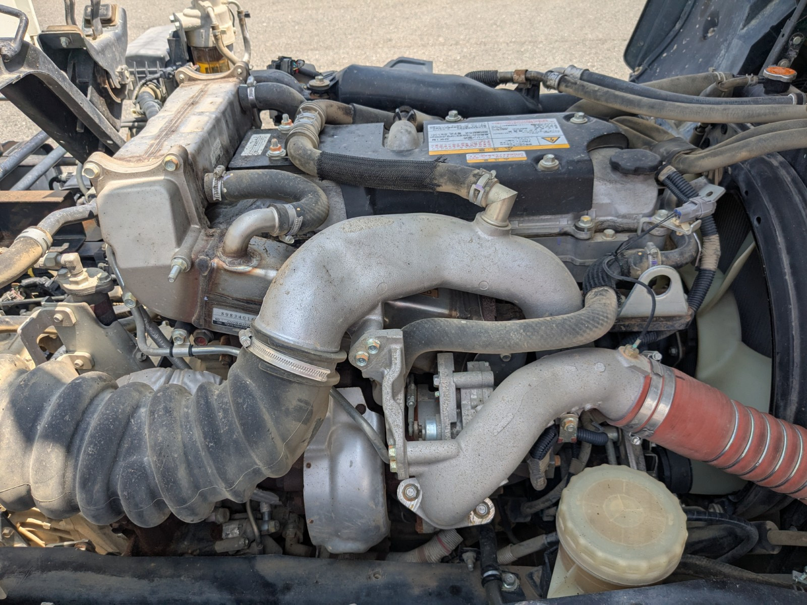 UD コンドル 2PG-BRR90S2(2WD)の写真39