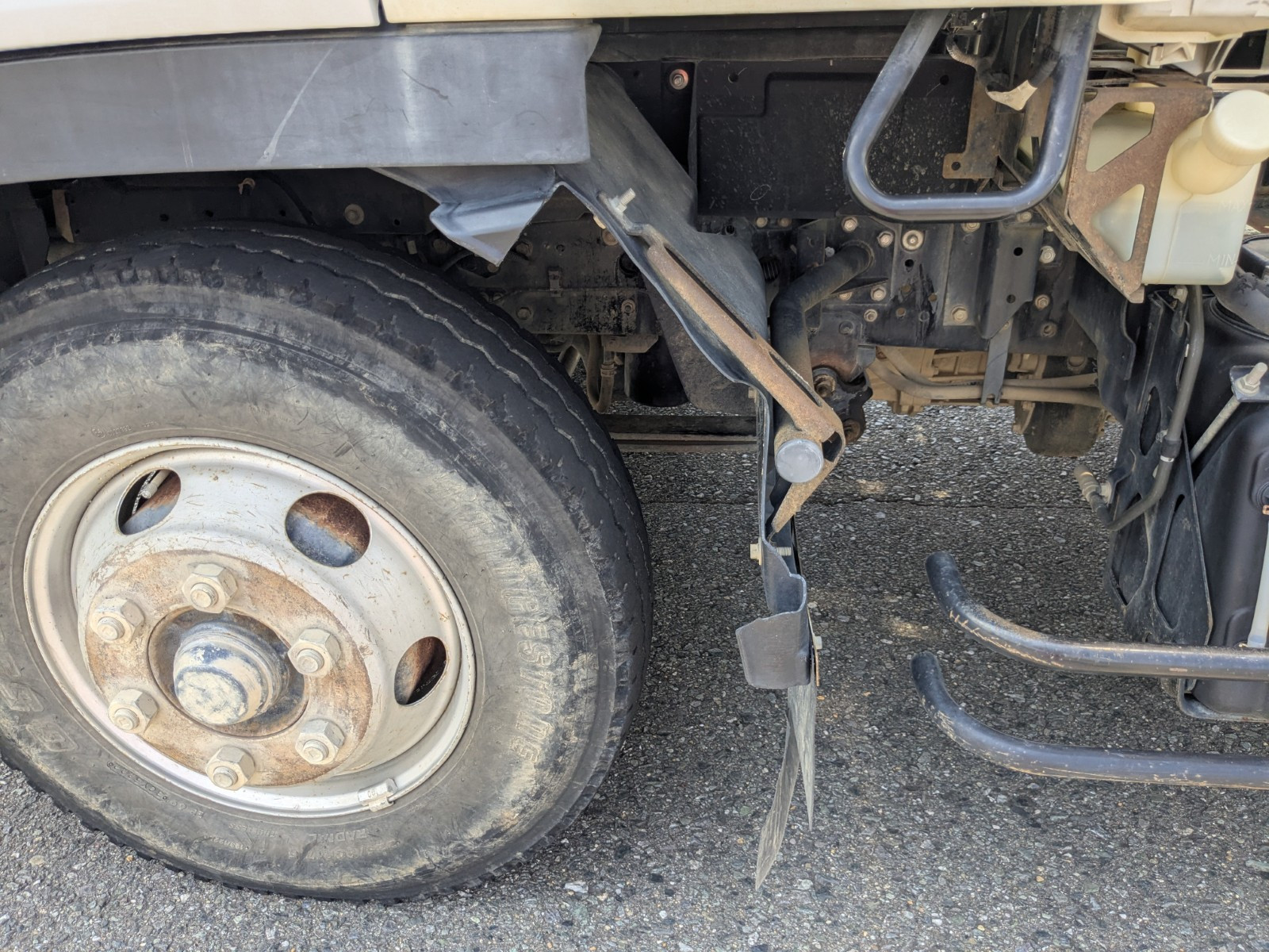 UD コンドル 2PG-BRR90S2(2WD)の写真48