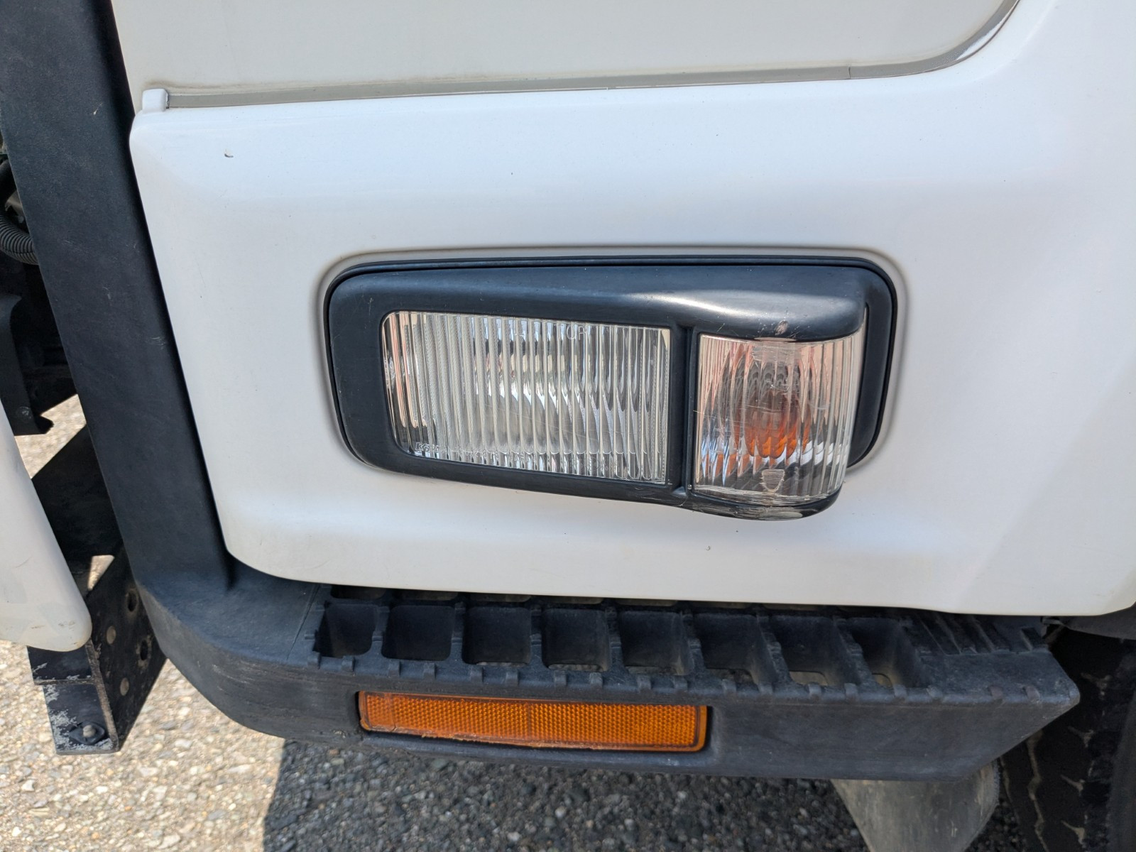 UD コンドル 2PG-BRR90S2(2WD)の写真49