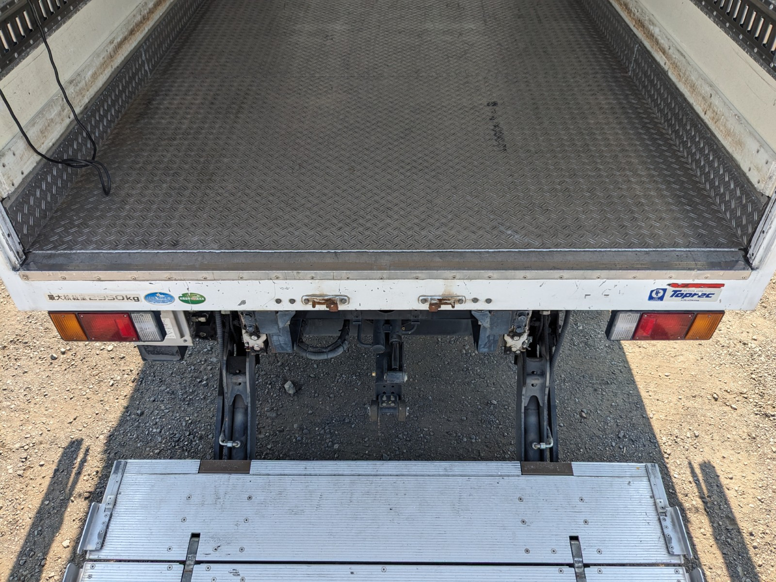 いすゞ エルフ TPG-NPR85AN(2WD)の写真14