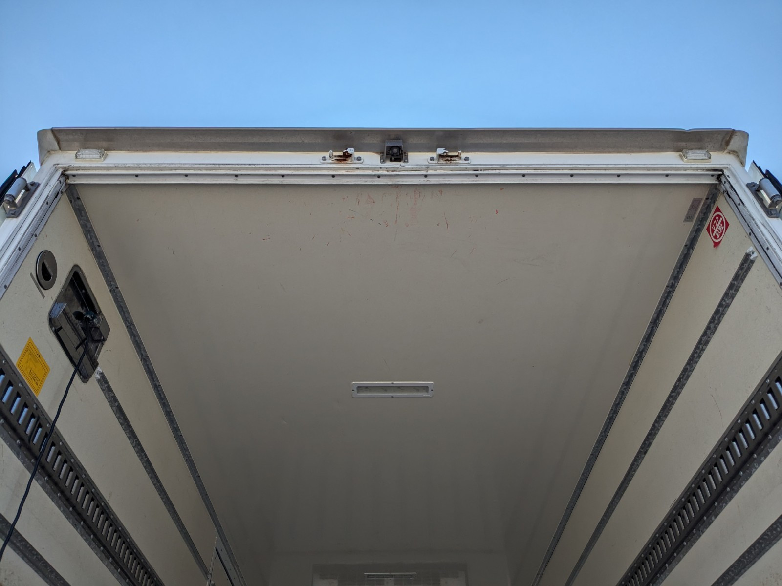 いすゞ エルフ TPG-NPR85AN(2WD)の写真15