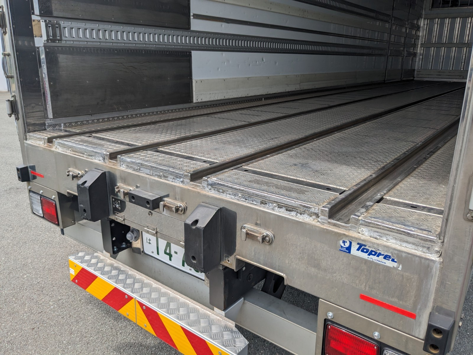 いすゞ ギガ QKG-CYJ77A(8x4)の写真21