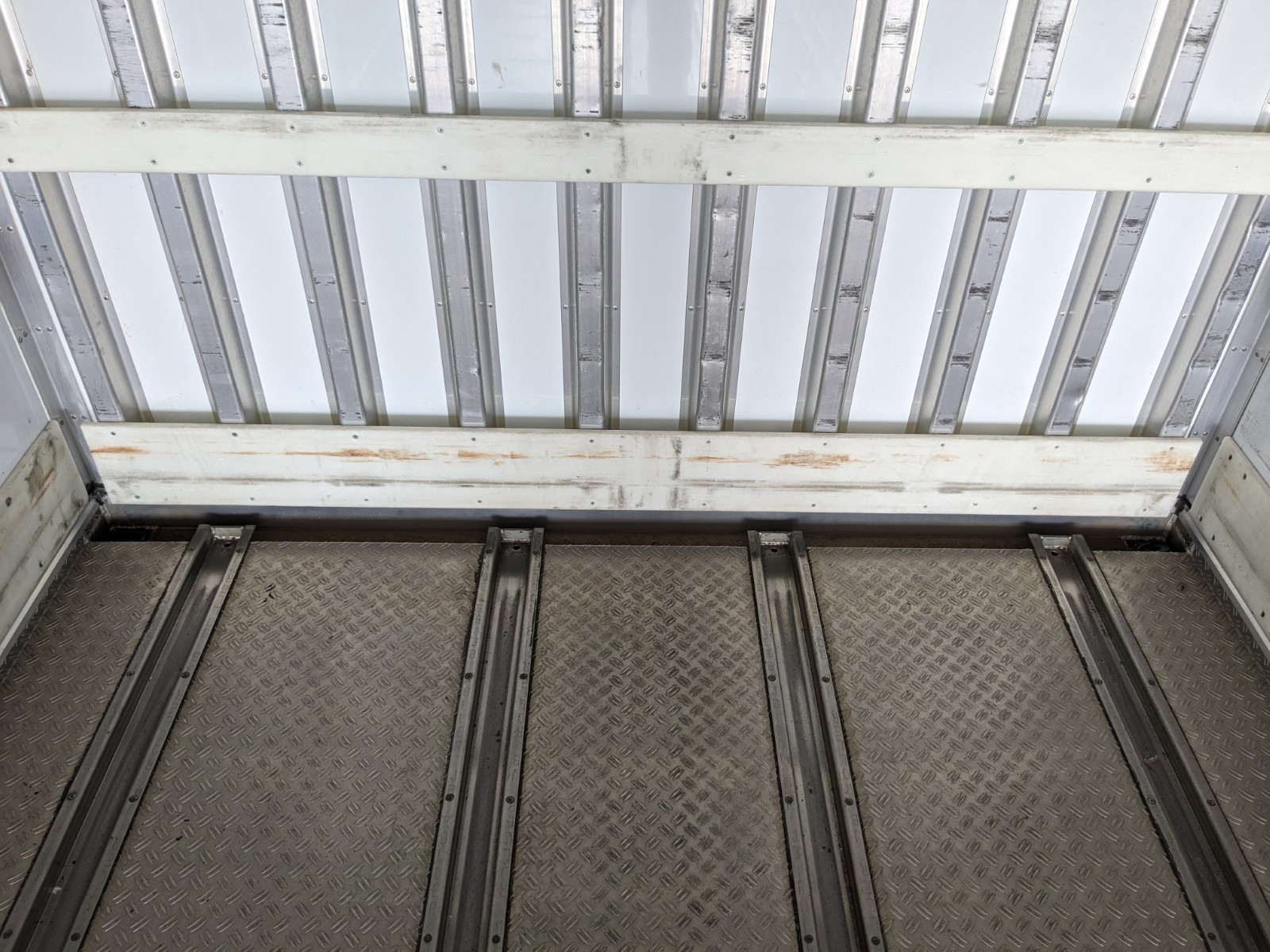 いすゞ ギガ QKG-CYJ77A(8x4)の写真25