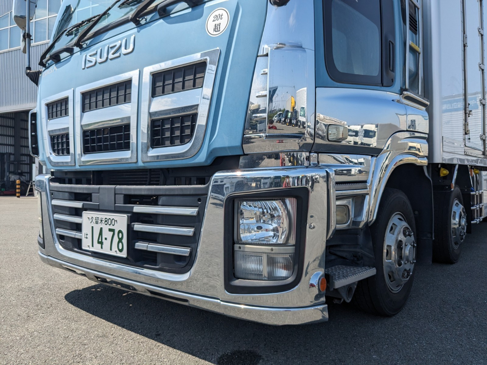 いすゞ ギガ QKG-CYJ77A(8x4)の写真47