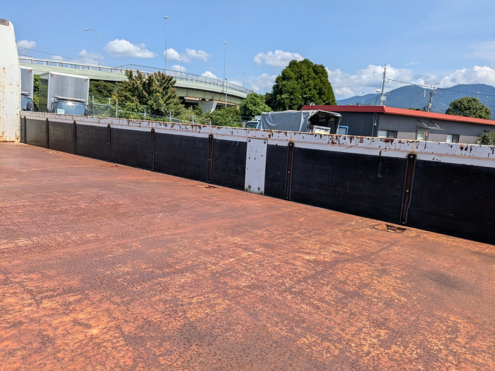 いすゞ フォワード TKG-FRR90T2(2WD)の写真11