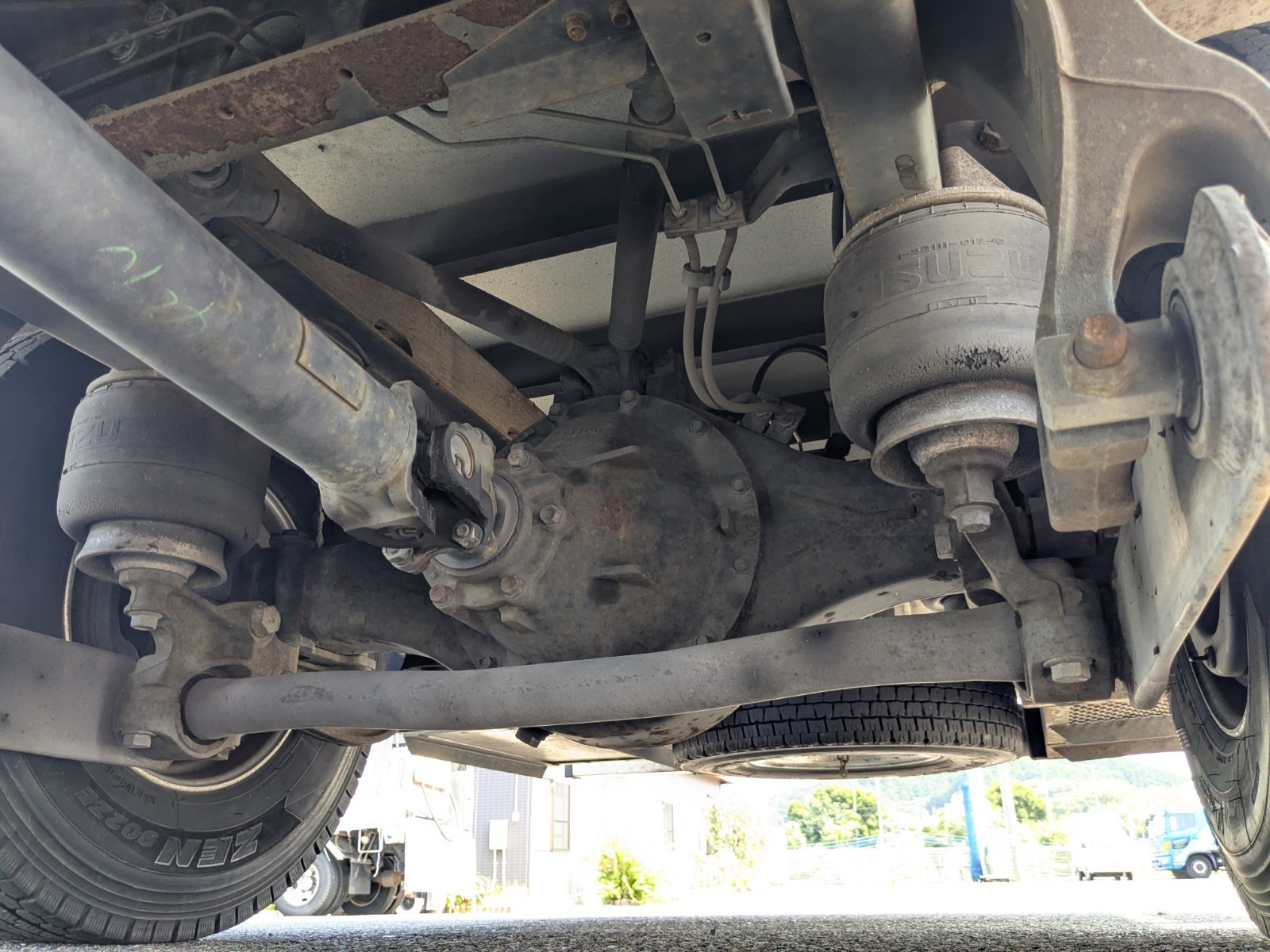 いすゞ フォワード TKG-FRR90T2(2WD)の写真20