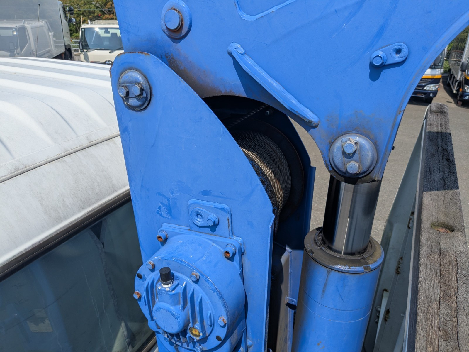 いすゞ フォワード TKG-FRR90T2(2WD)の写真26