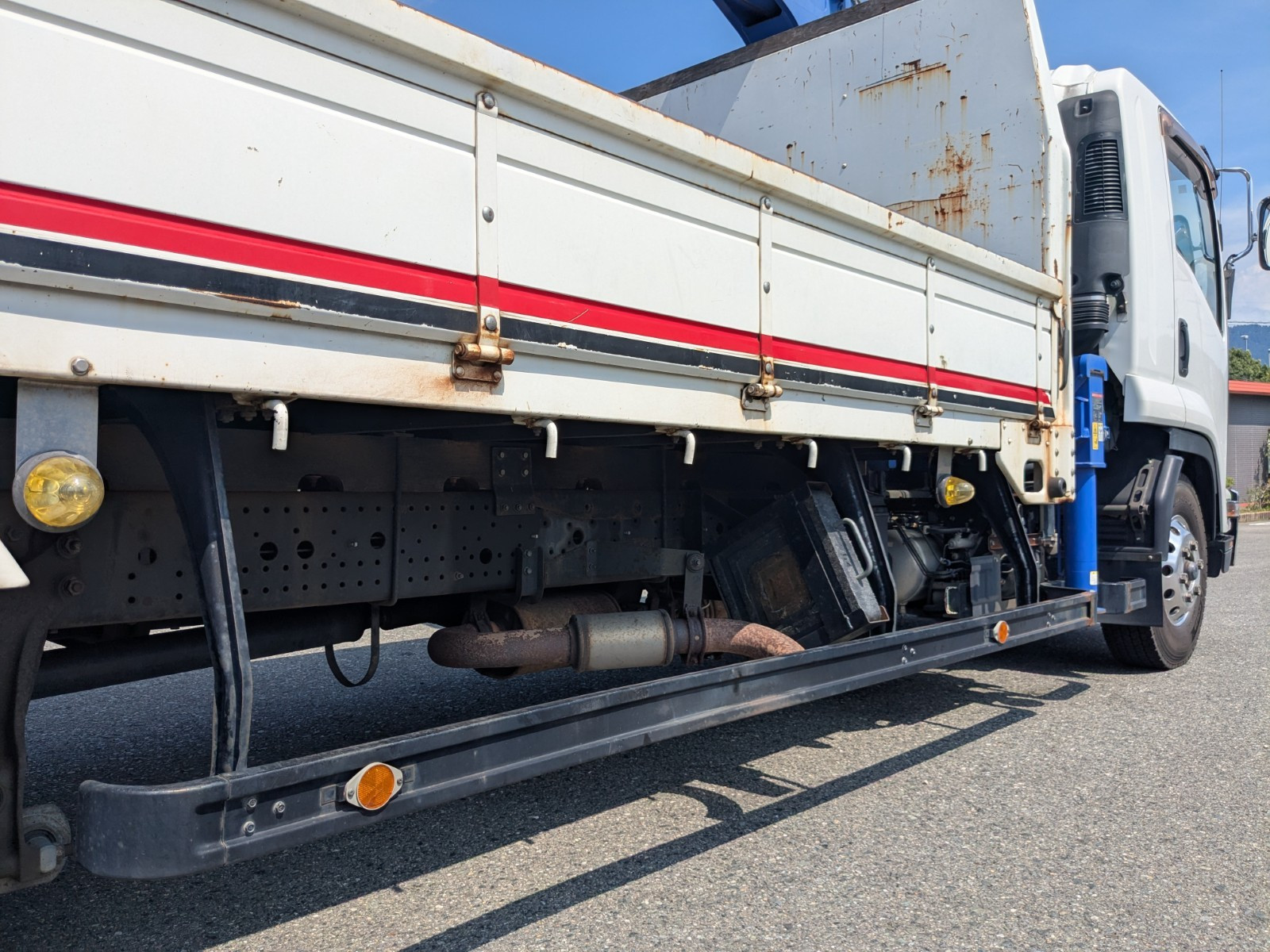 いすゞ フォワード TKG-FRR90T2(2WD)の写真32