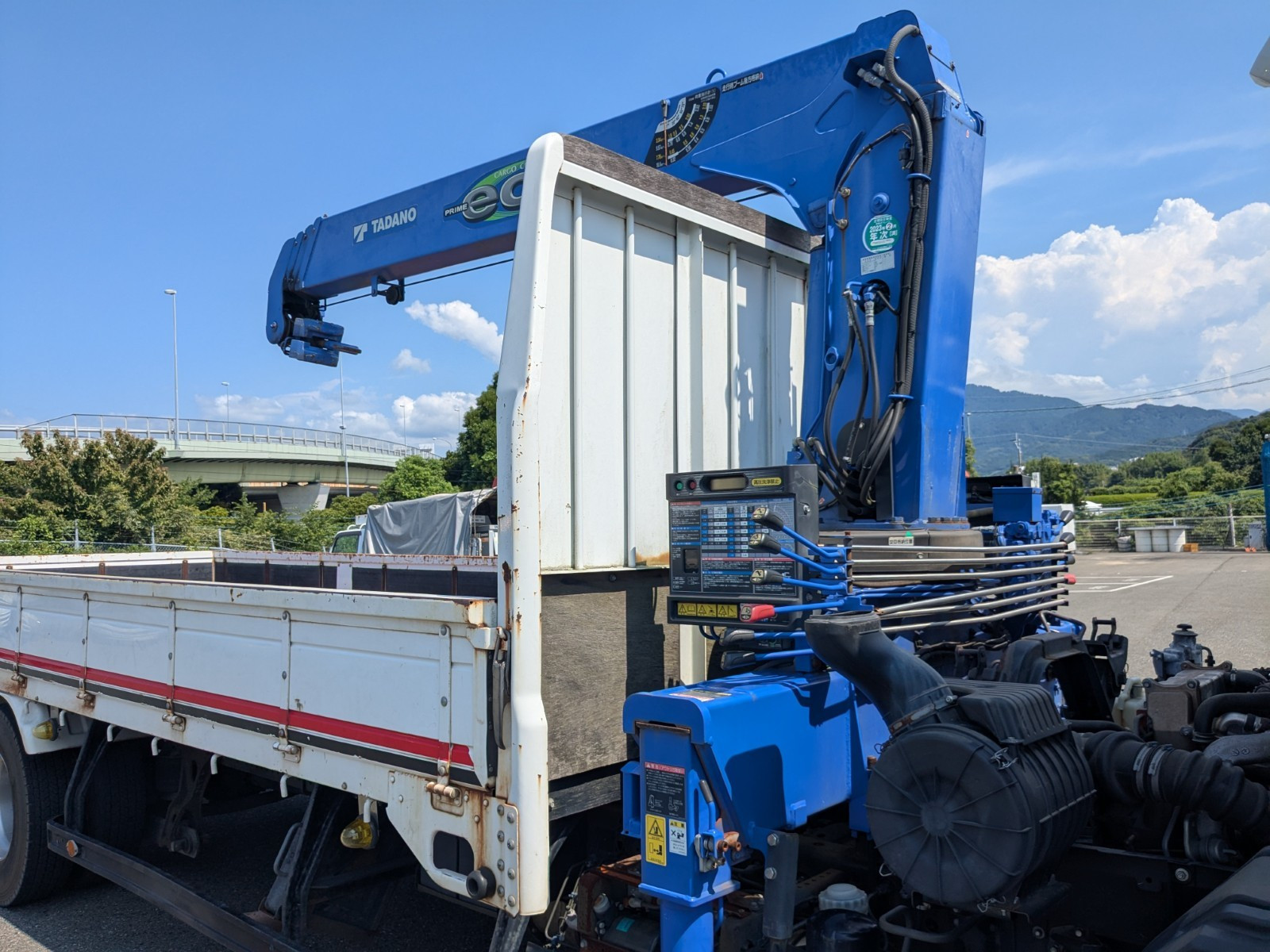 いすゞ フォワード TKG-FRR90T2(2WD)の写真47