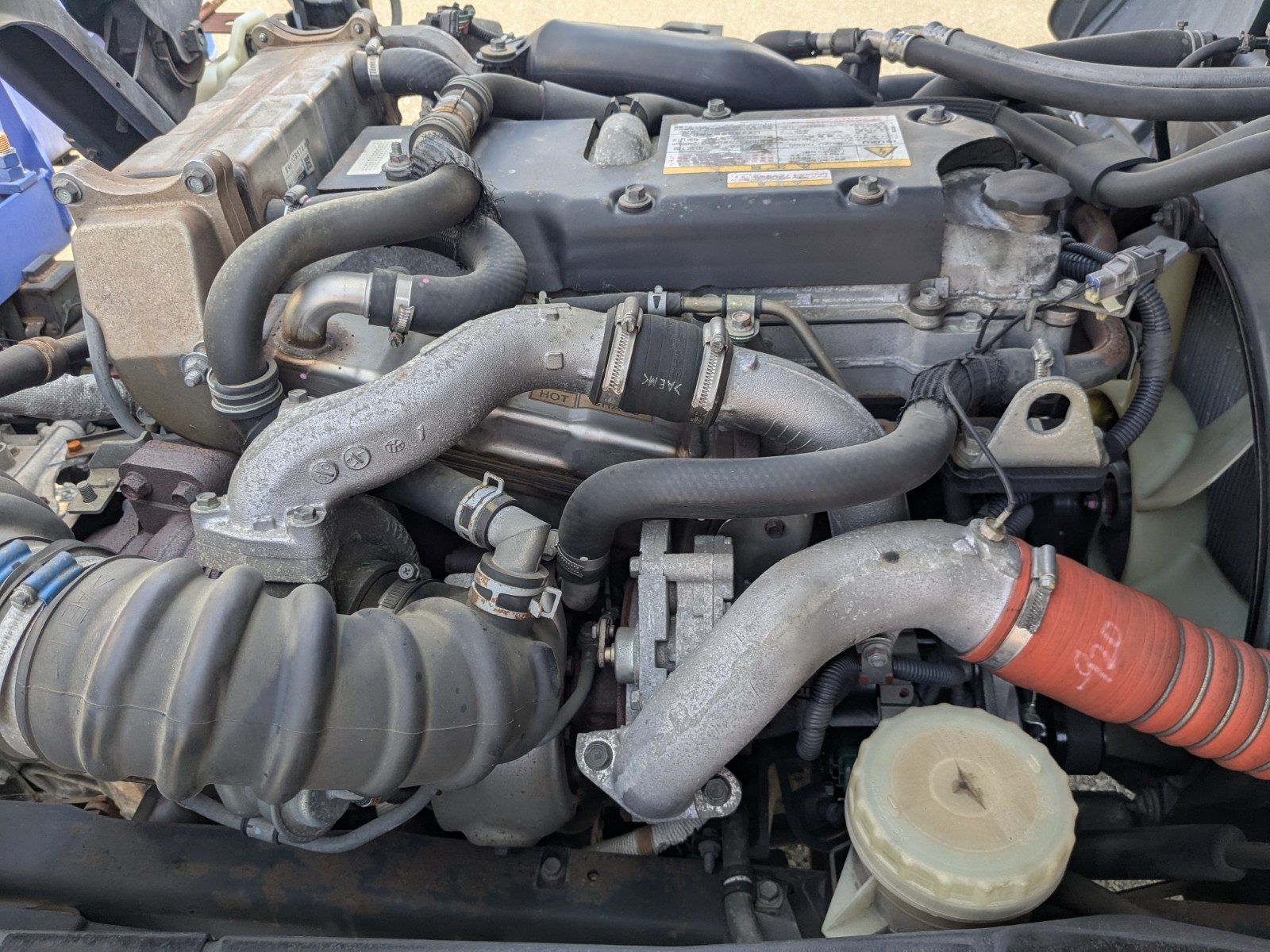 いすゞ フォワード TKG-FRR90T2(2WD)の写真48