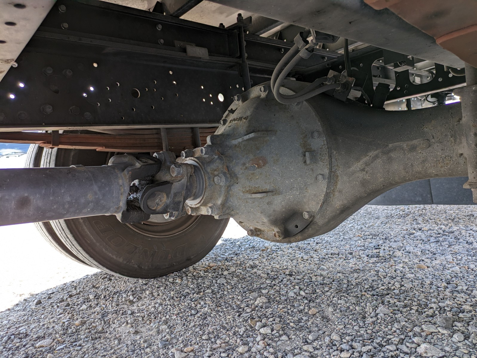 いすゞ フォワード 2PG-FRR90S2(2WD)の写真26