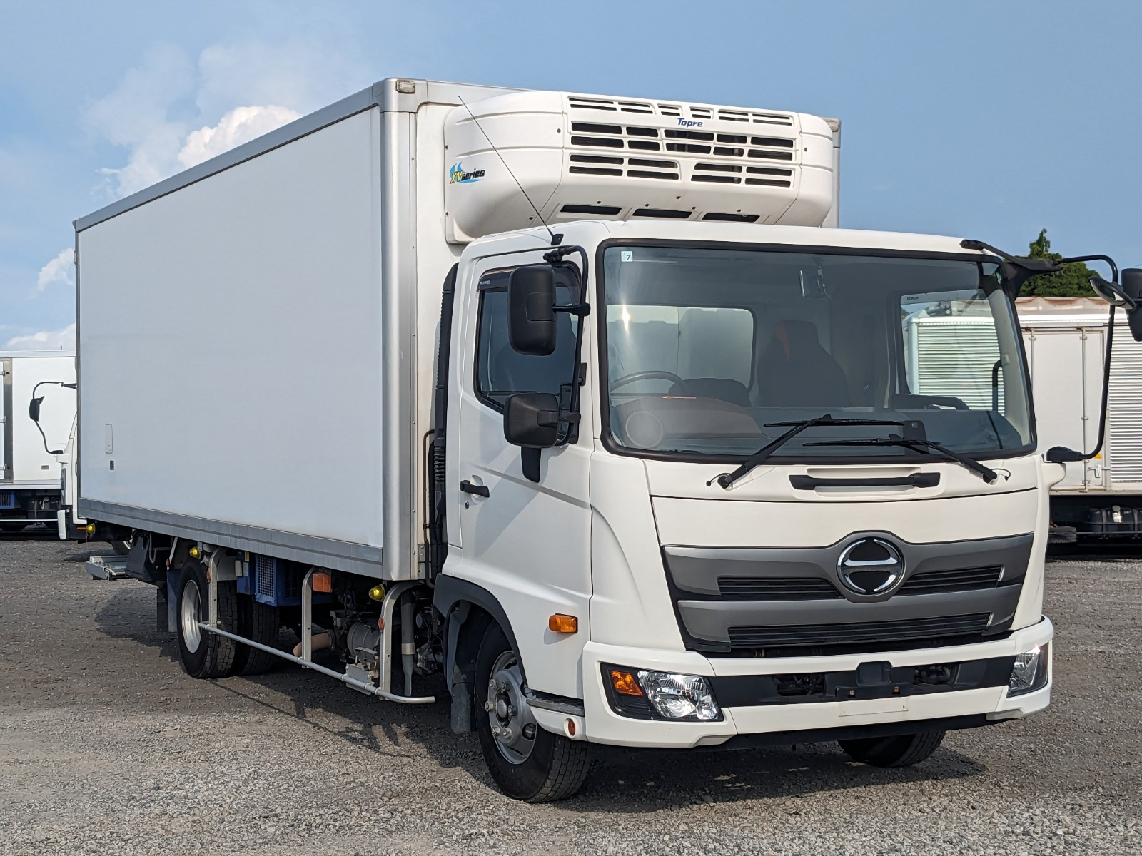 日野 レンジャー 2KG-FC2ABA(2WD)の写真3