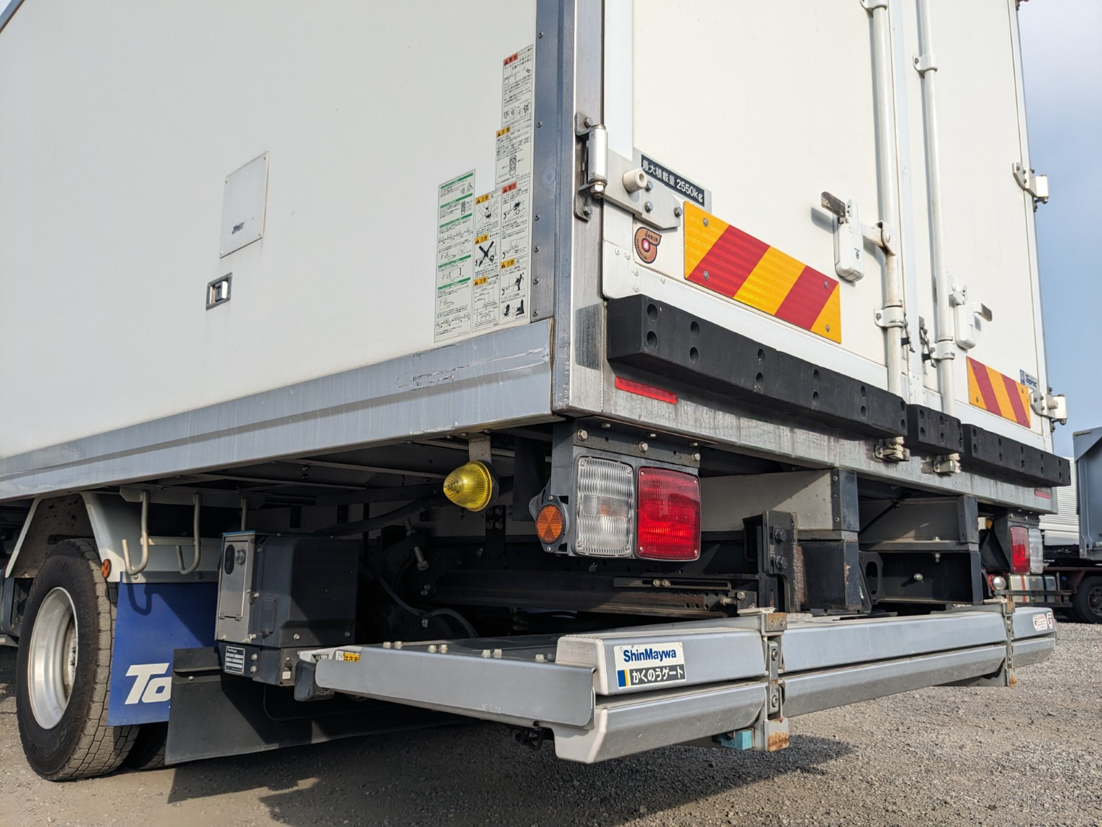 日野 レンジャー 2KG-FC2ABA(2WD)の写真8