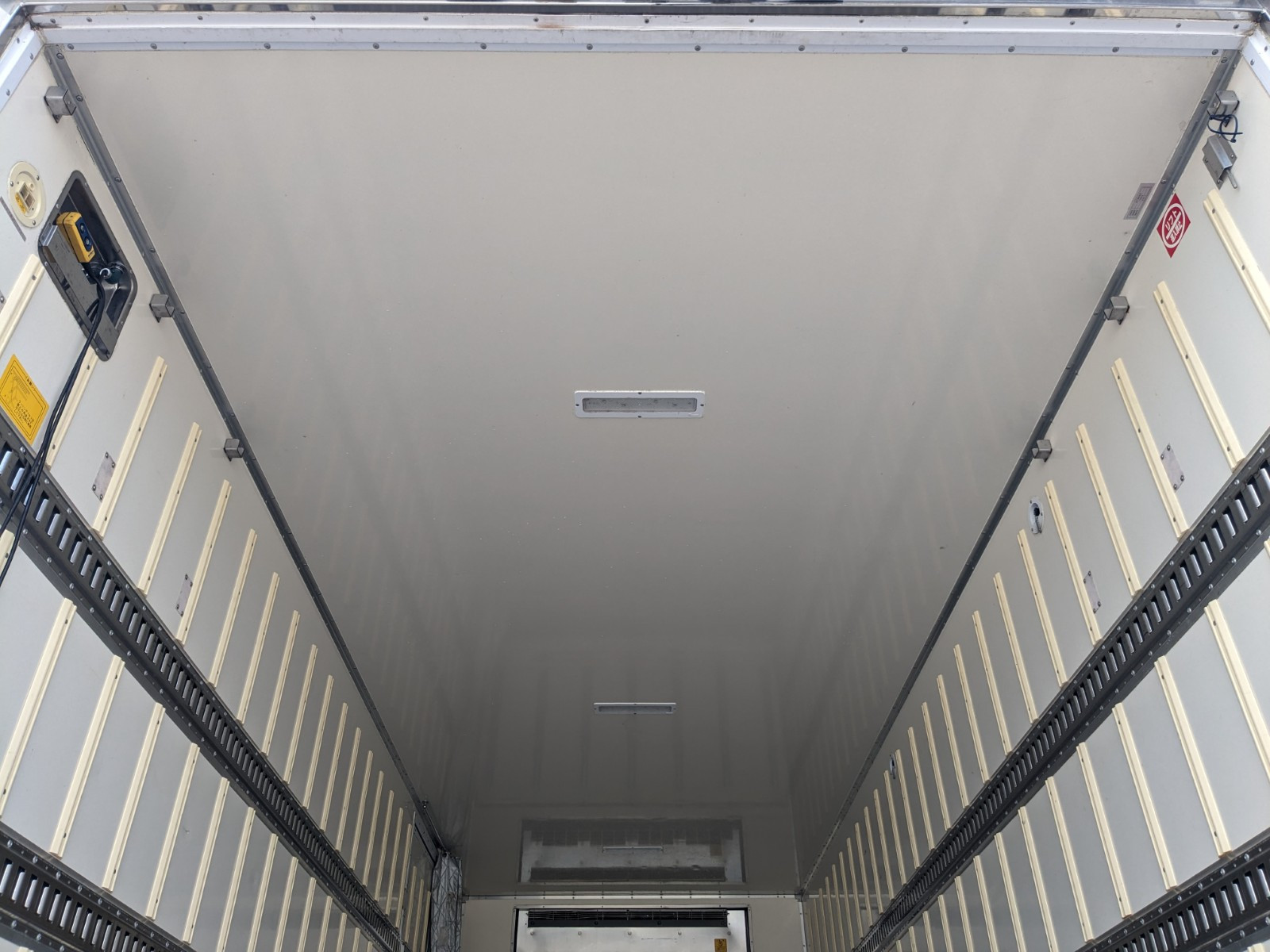 日野 レンジャー 2KG-FC2ABA(2WD)の写真17