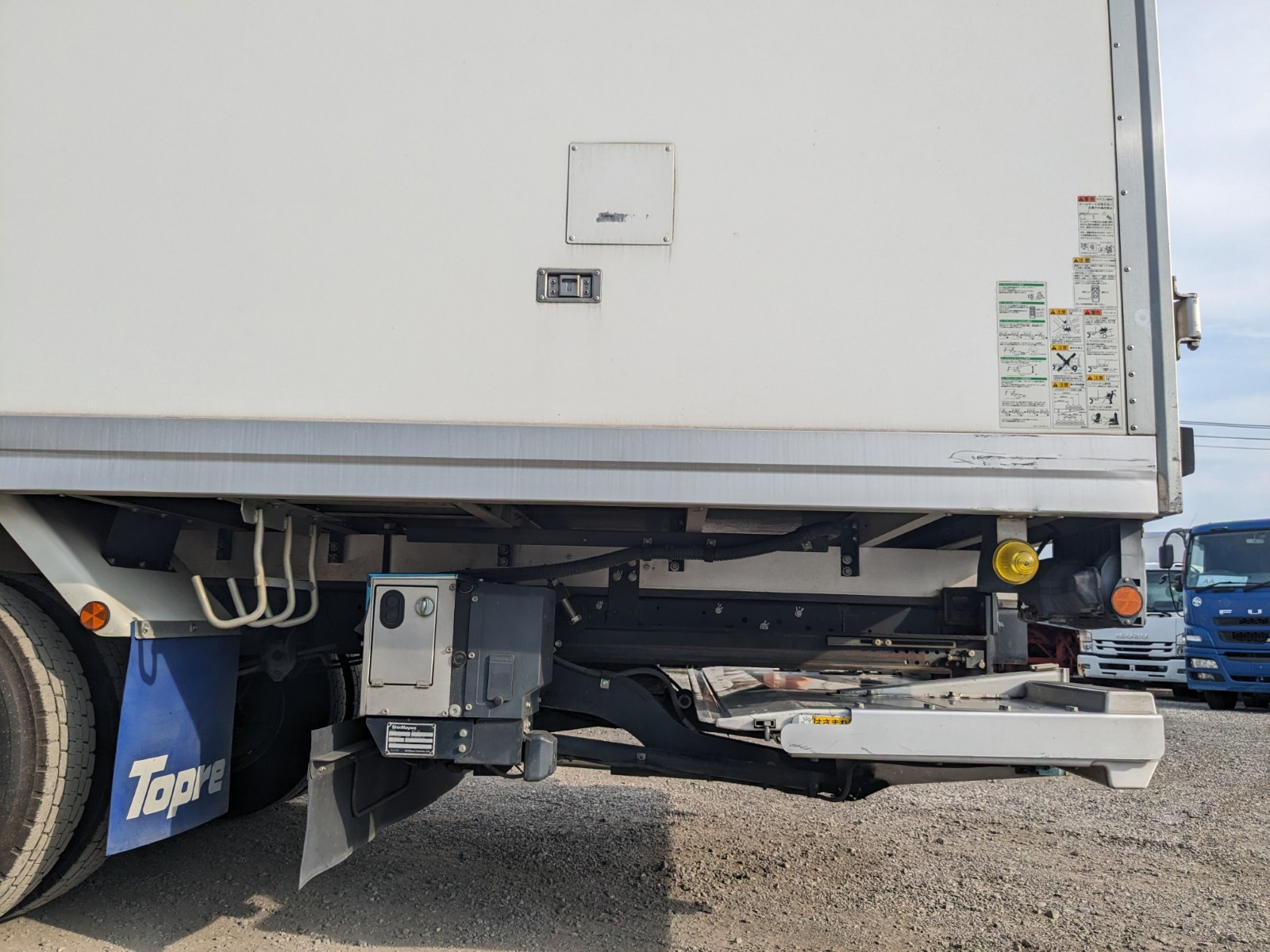 日野 レンジャー 2KG-FC2ABA(2WD)の写真25