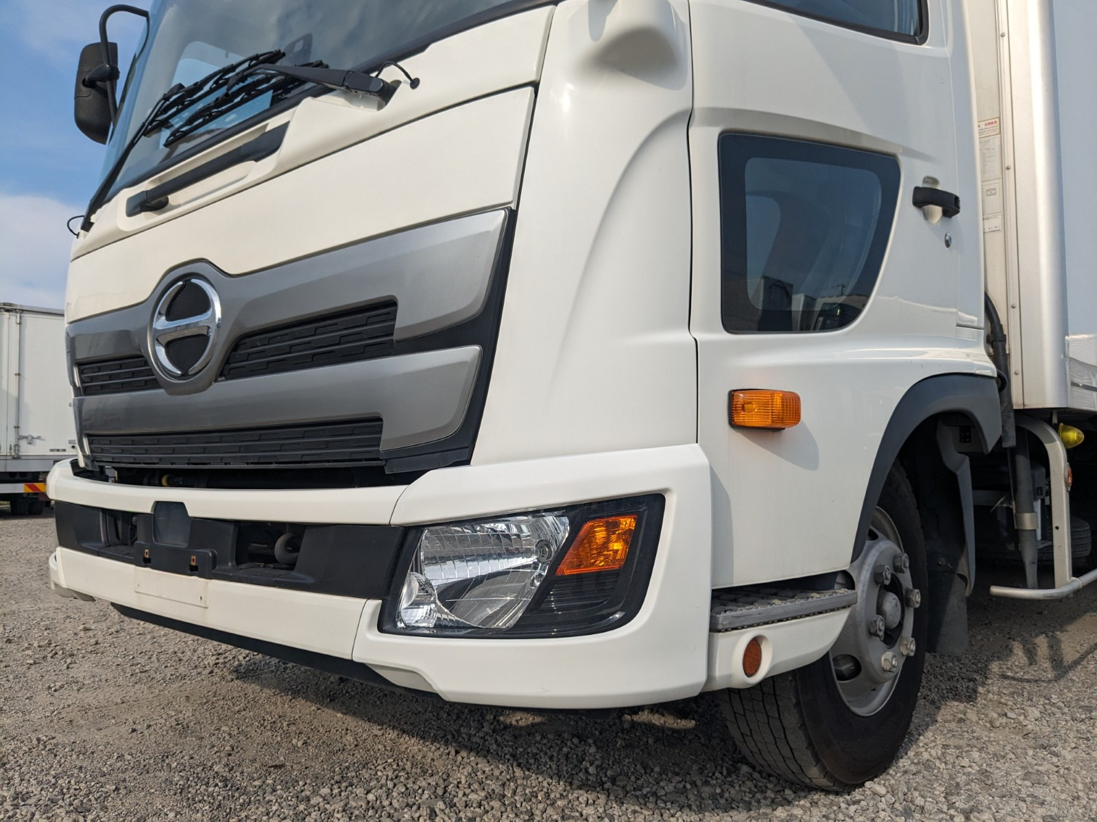 日野 レンジャー 2KG-FC2ABA(2WD)の写真49