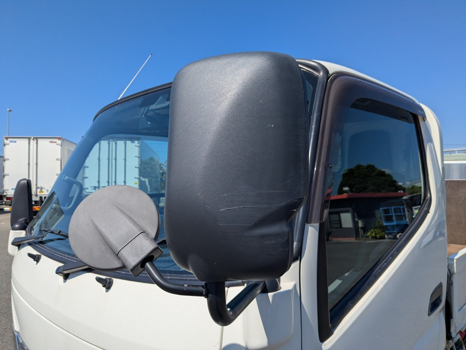 日野 デュトロ 2RG-XZU605M(2WD)の写真47