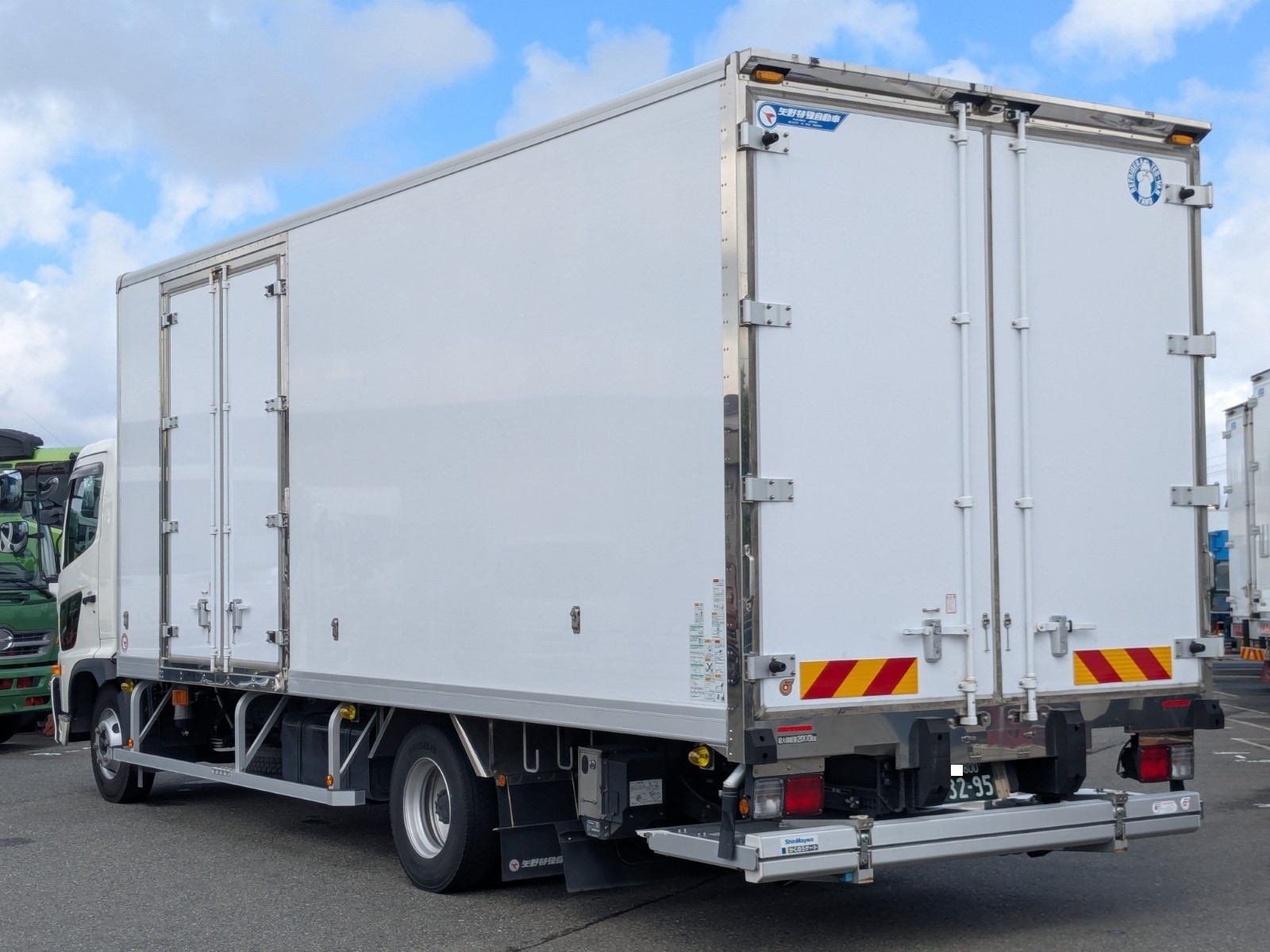 日野 レンジャー 2KG-FC2ABG(2WD)の写真5