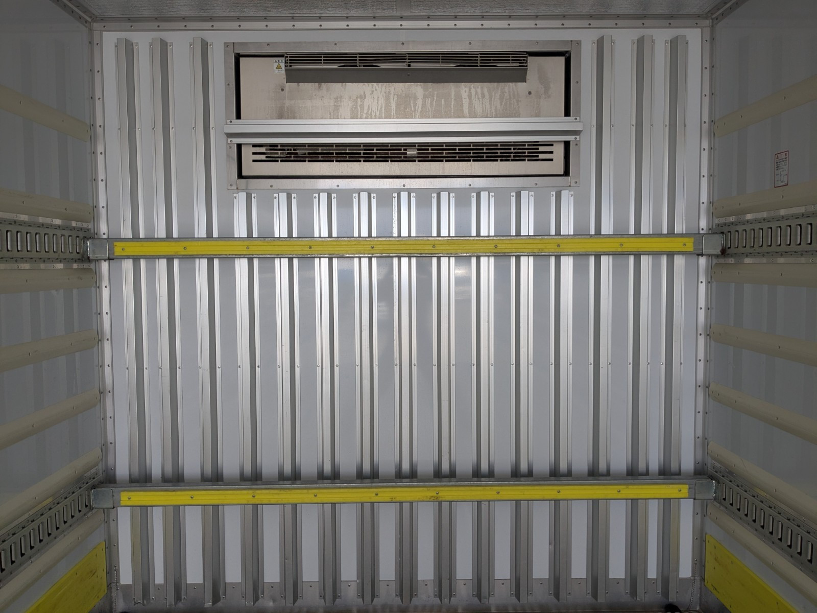 日野 レンジャー 2KG-FC2ABG(2WD)の写真21