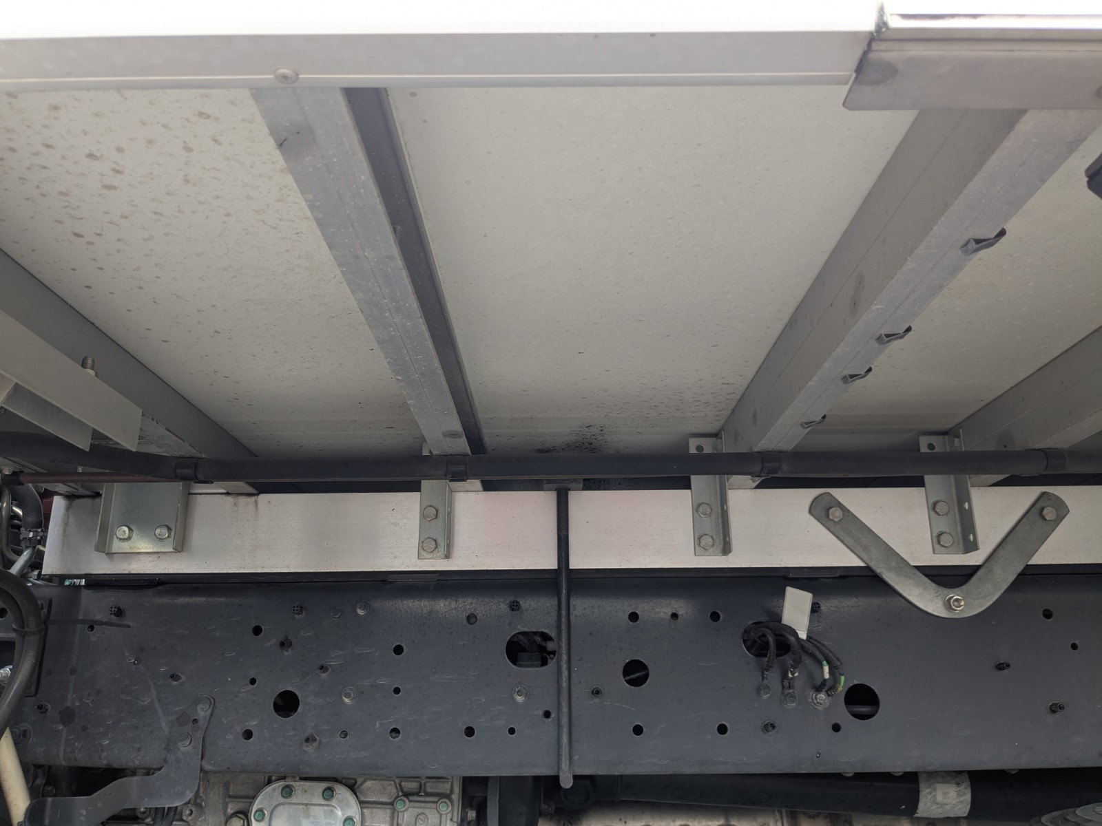 日野 レンジャー 2KG-FC2ABG(2WD)の写真27