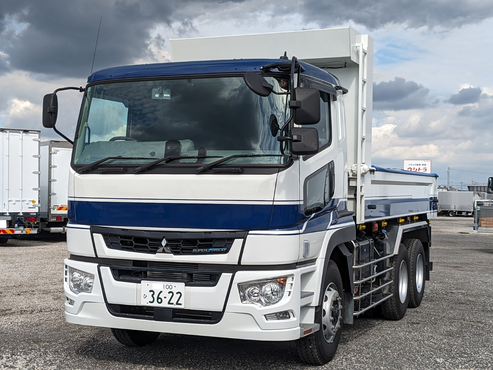 トラニオン　メッキ　スーパーグレート　ツーデフ 三菱 スーパーグレート 2PG-FV70HX(6x4)｜中古トラックなら