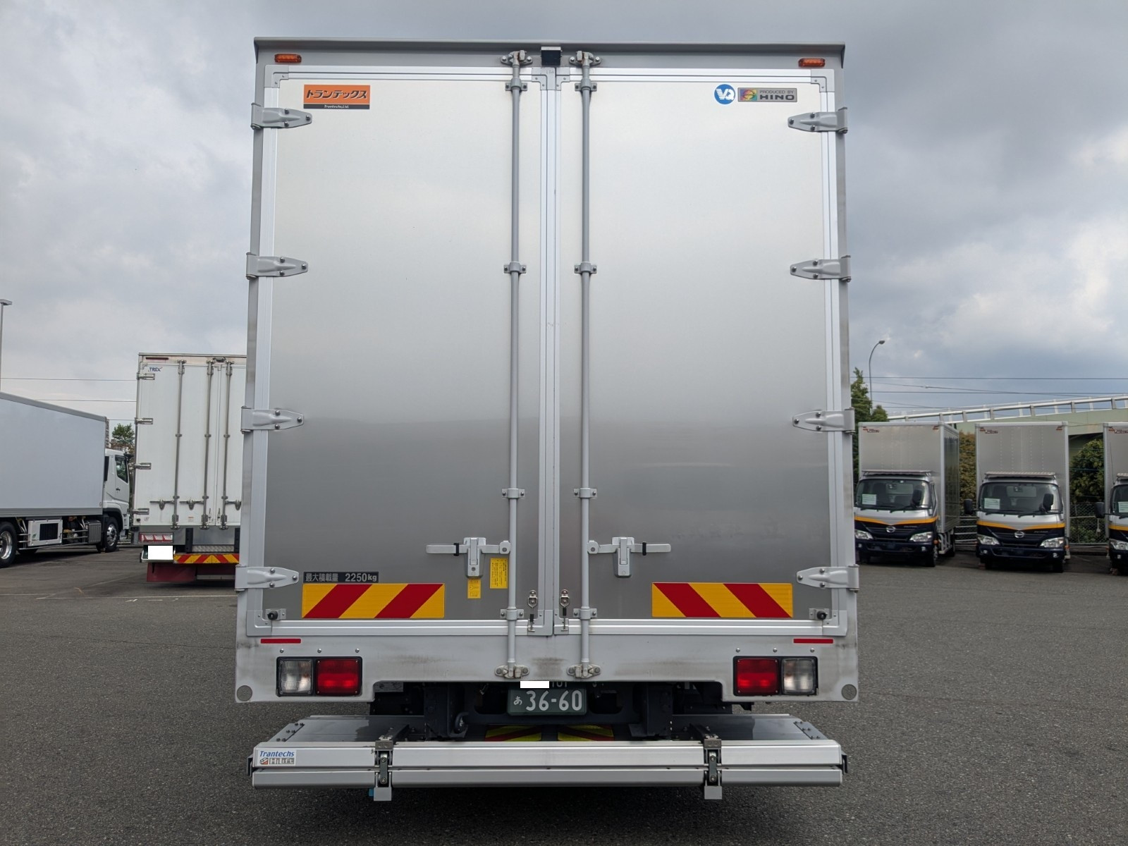 日野 レンジャー 2KG-FD2ABG(2WD)の写真6