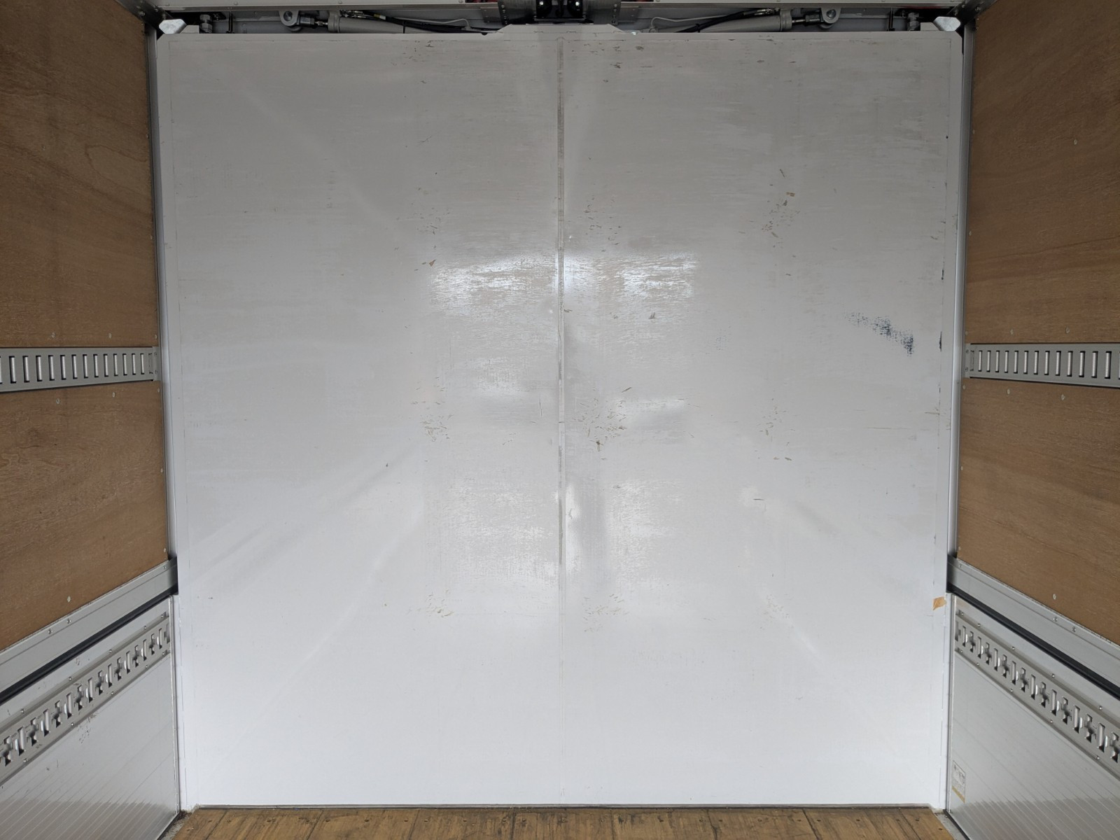 日野 レンジャー 2KG-FD2ABG(2WD)の写真23