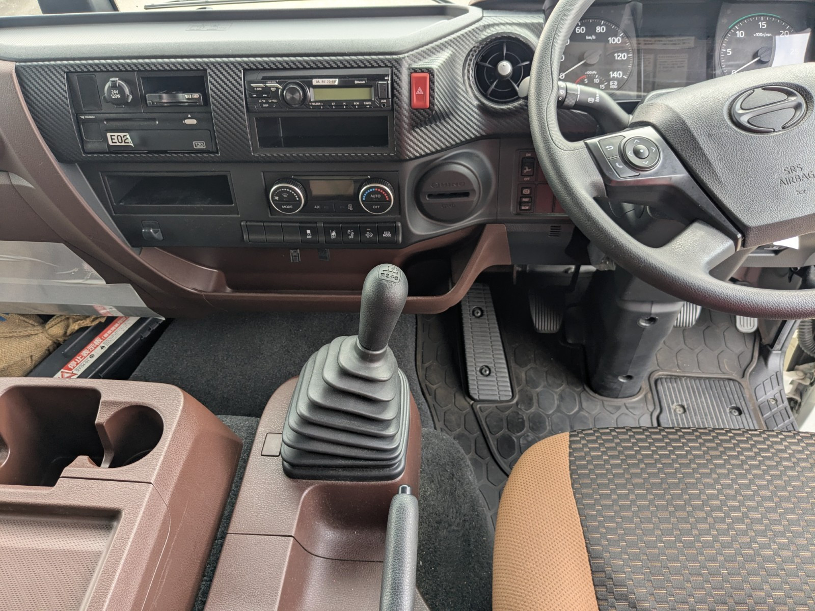 日野 レンジャー 2KG-FD2ABG(2WD)の写真49