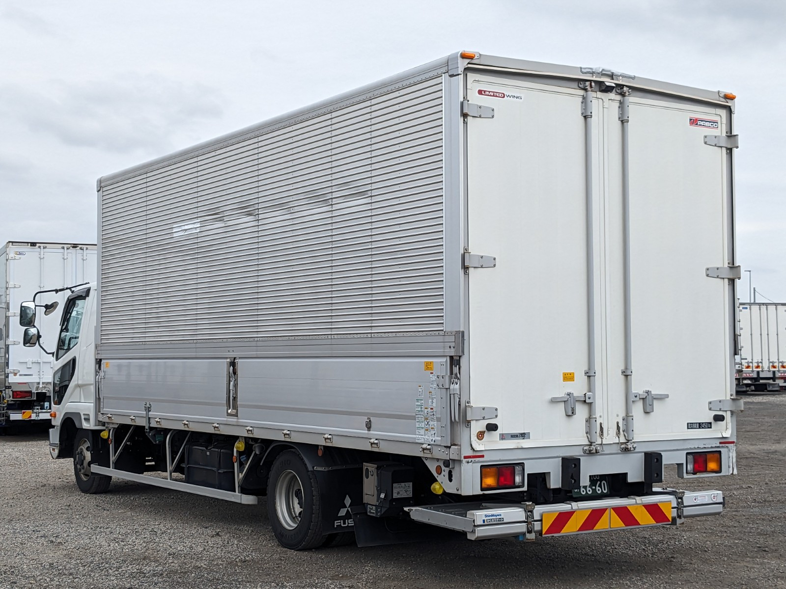 三菱 ファイター 2KG-FK65F(2WD)の写真4