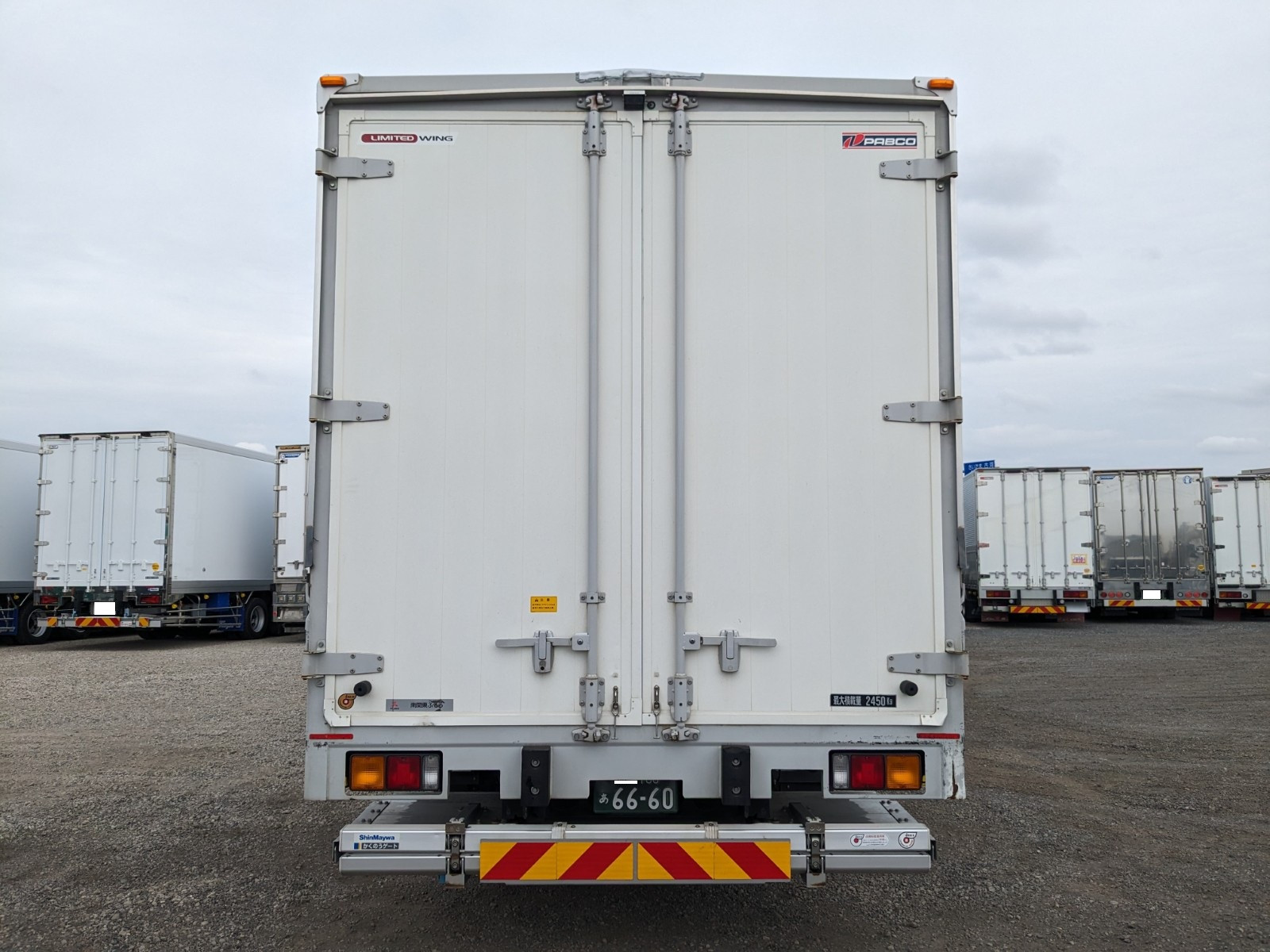 三菱 ファイター 2KG-FK65F(2WD)の写真6