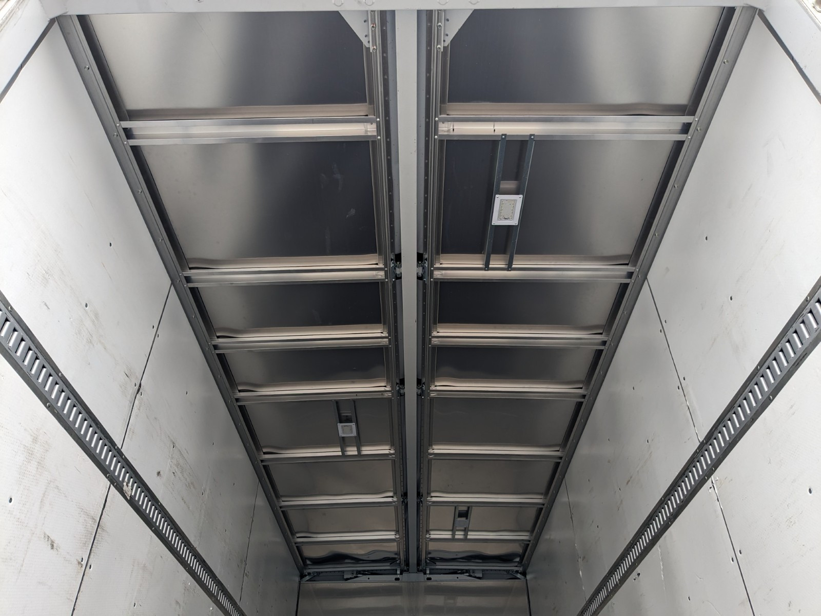 三菱 ファイター 2KG-FK65F(2WD)の写真16