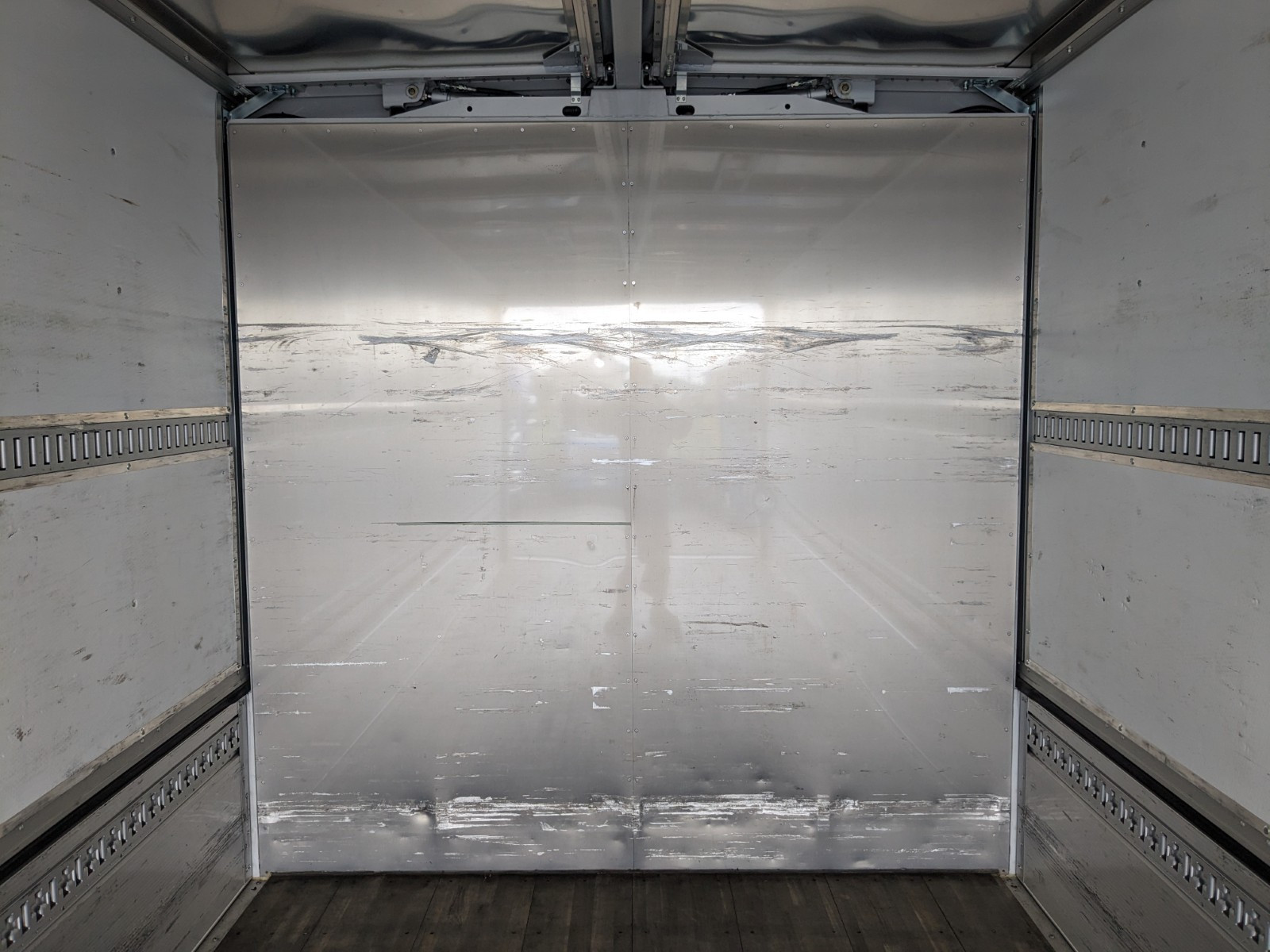 三菱 ファイター 2KG-FK65F(2WD)の写真19