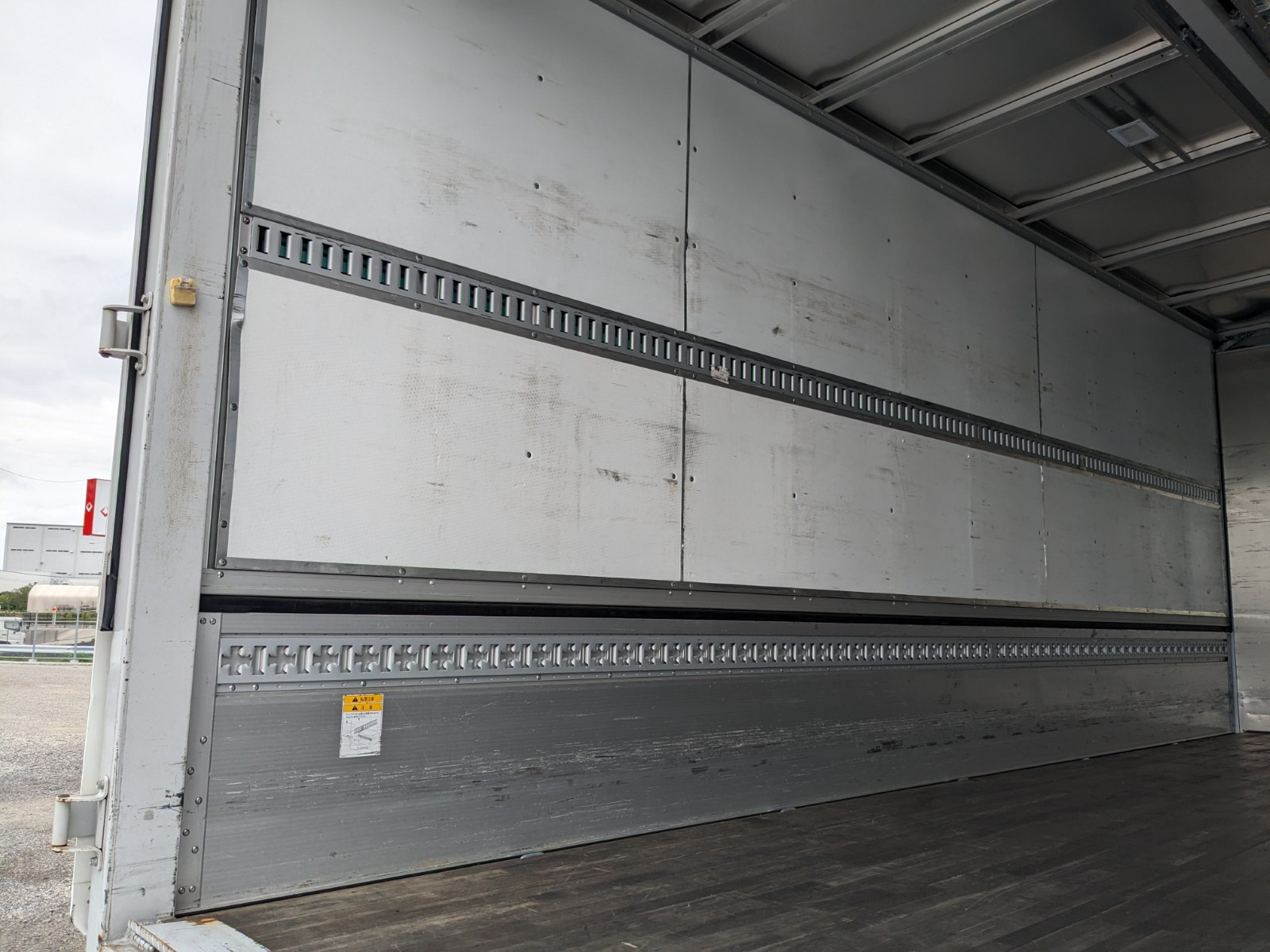 三菱 ファイター 2KG-FK65F(2WD)の写真22