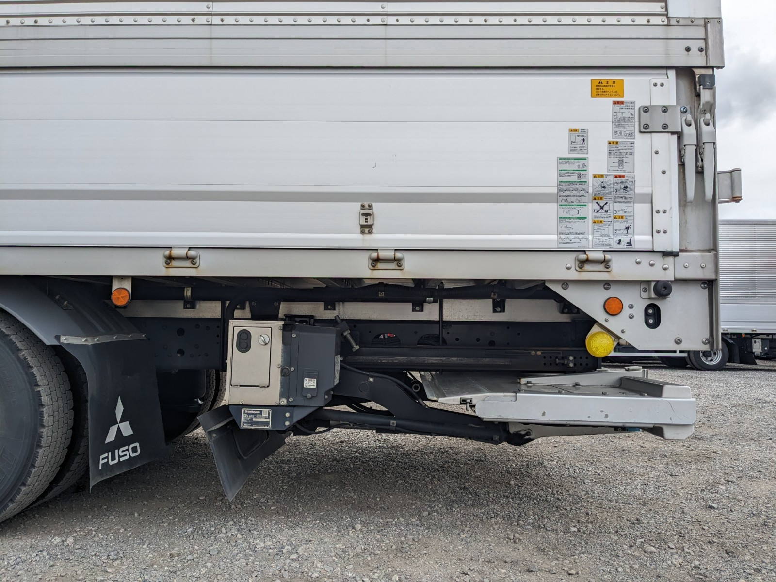 三菱 ファイター 2KG-FK65F(2WD)の写真24