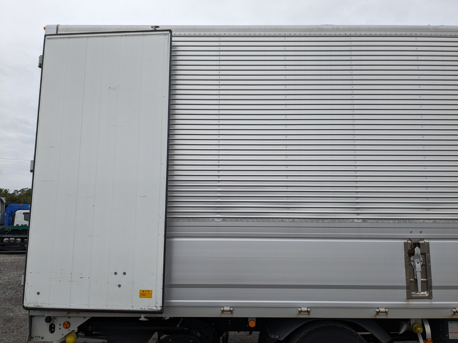 三菱 ファイター 2KG-FK65F(2WD)の写真31