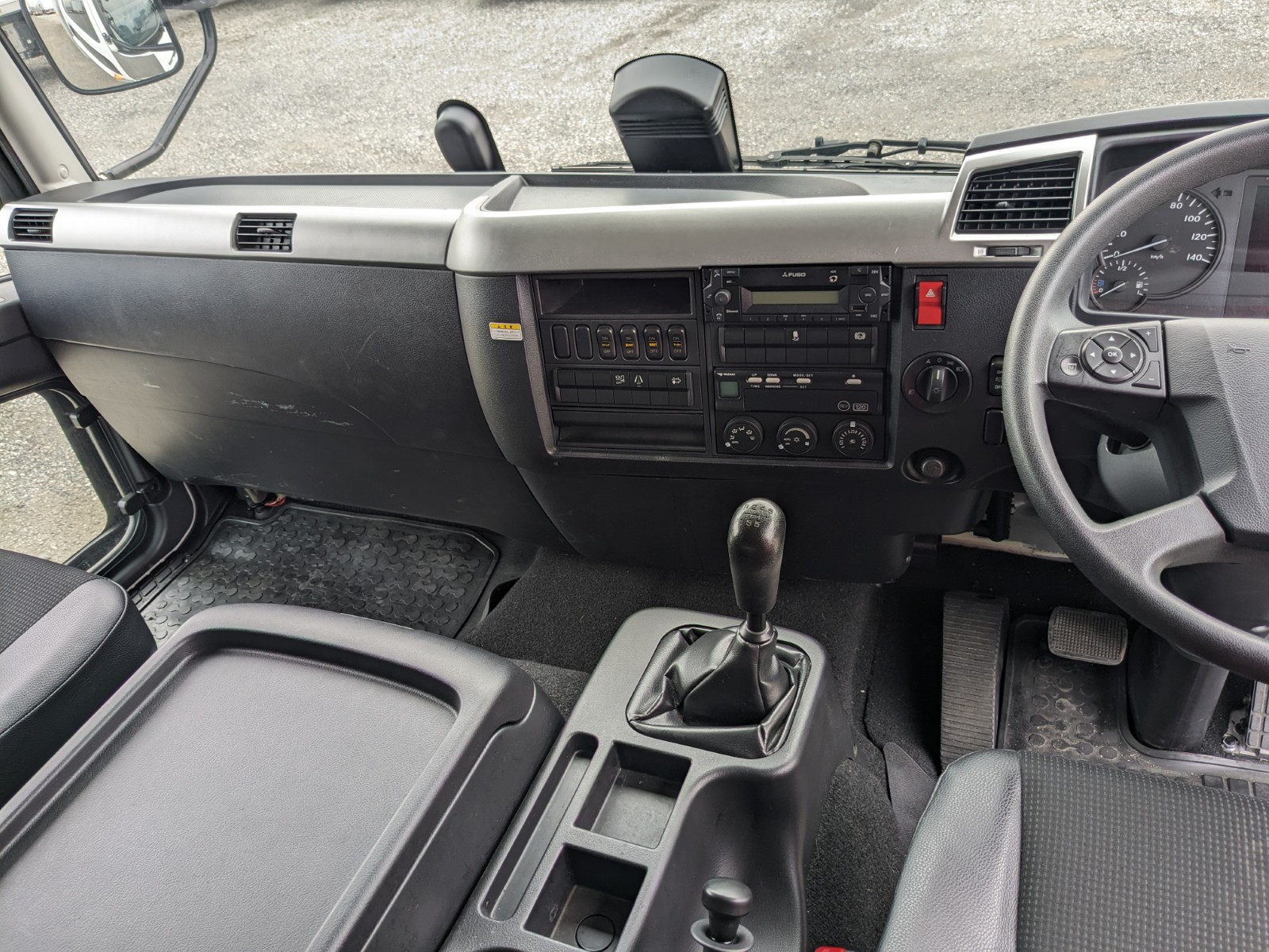 三菱 ファイター 2KG-FK65F(2WD)の写真41