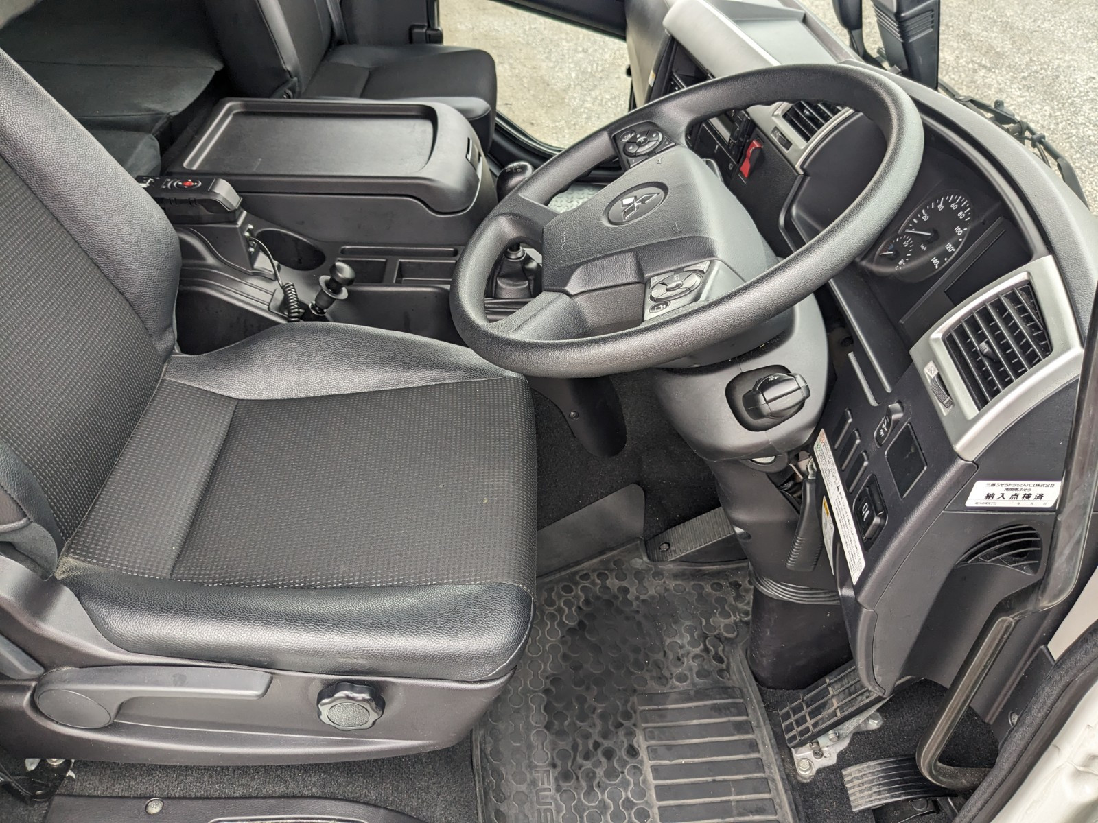 三菱 ファイター 2KG-FK65F(2WD)の写真36