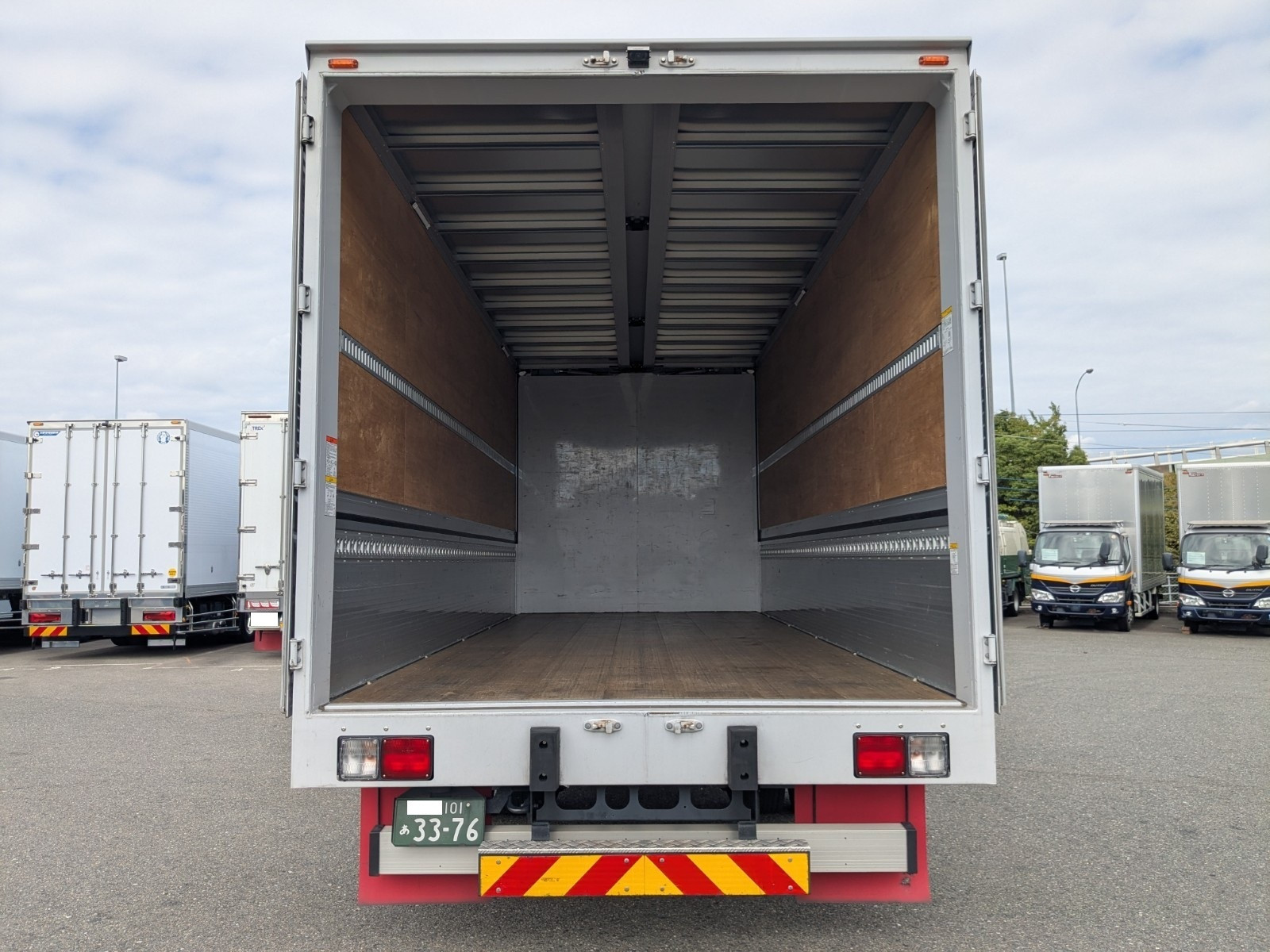 日野 レンジャー 2PG-FD2ABG(2WD)の写真9