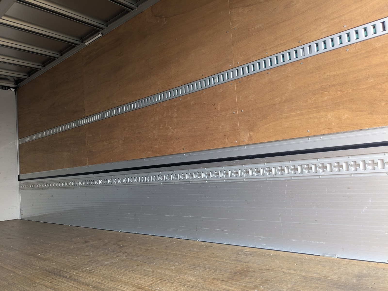 日野 レンジャー 2PG-FD2ABG(2WD)の写真13