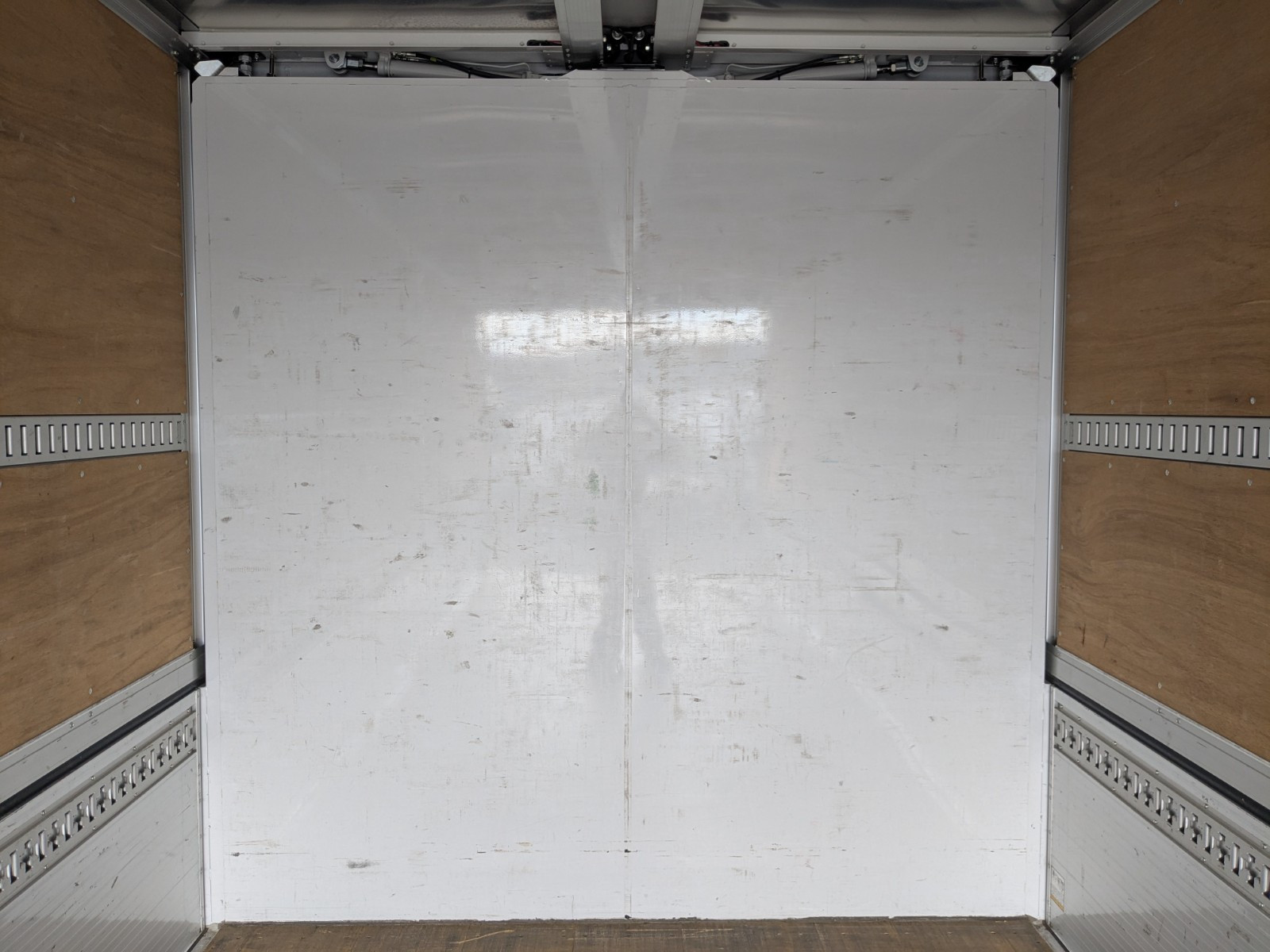 日野 レンジャー 2PG-FD2ABG(2WD)の写真18