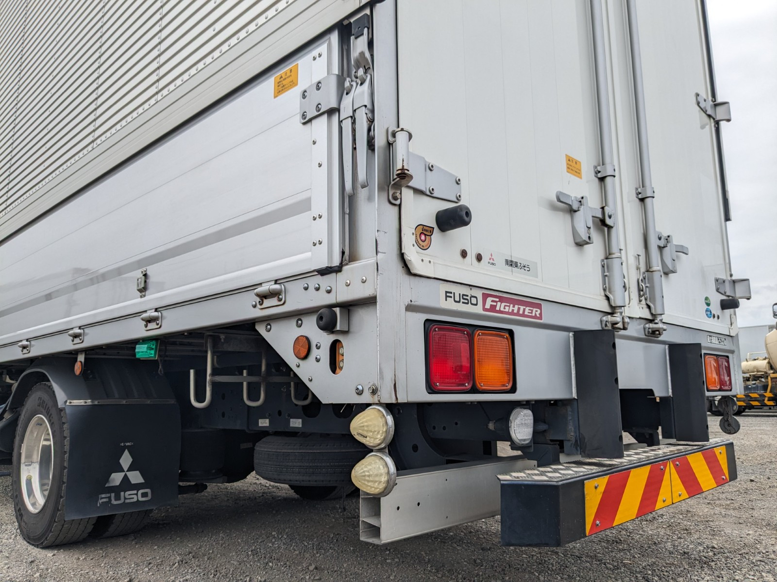 三菱 ファイター 2KG-FK65F(2WD)の写真8